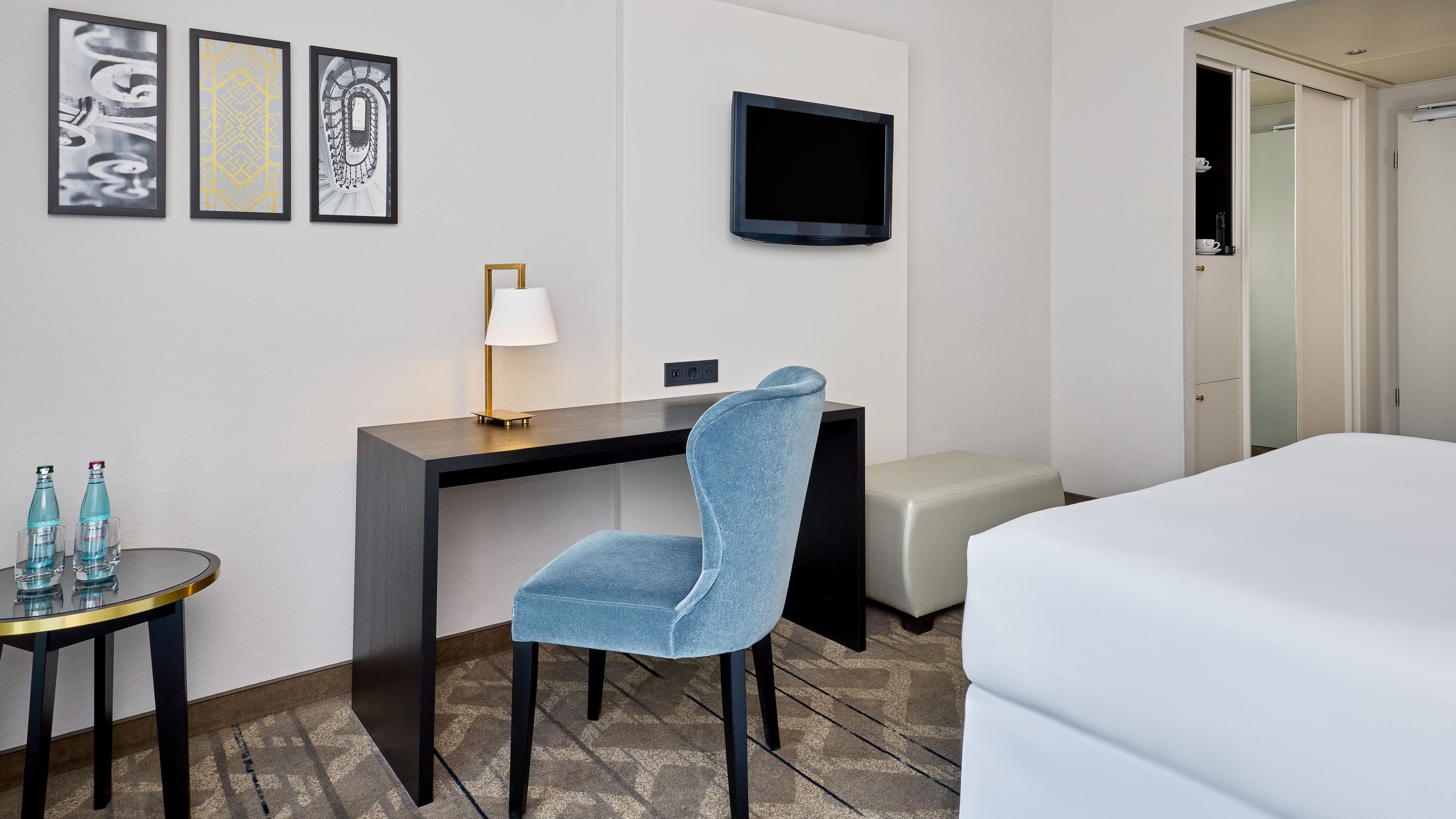 Superior Room - Image 7