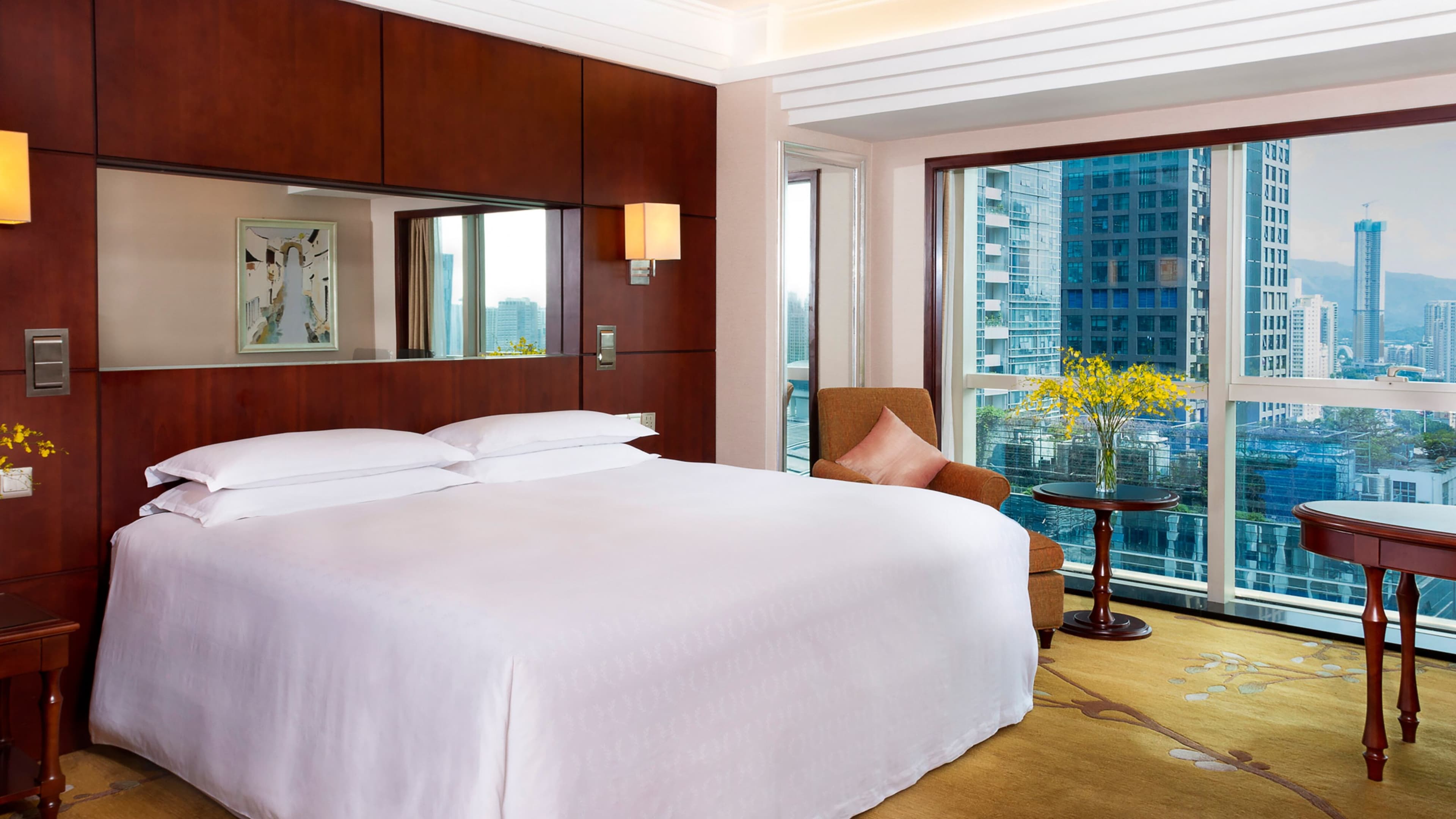 Deluxe King - Image 1