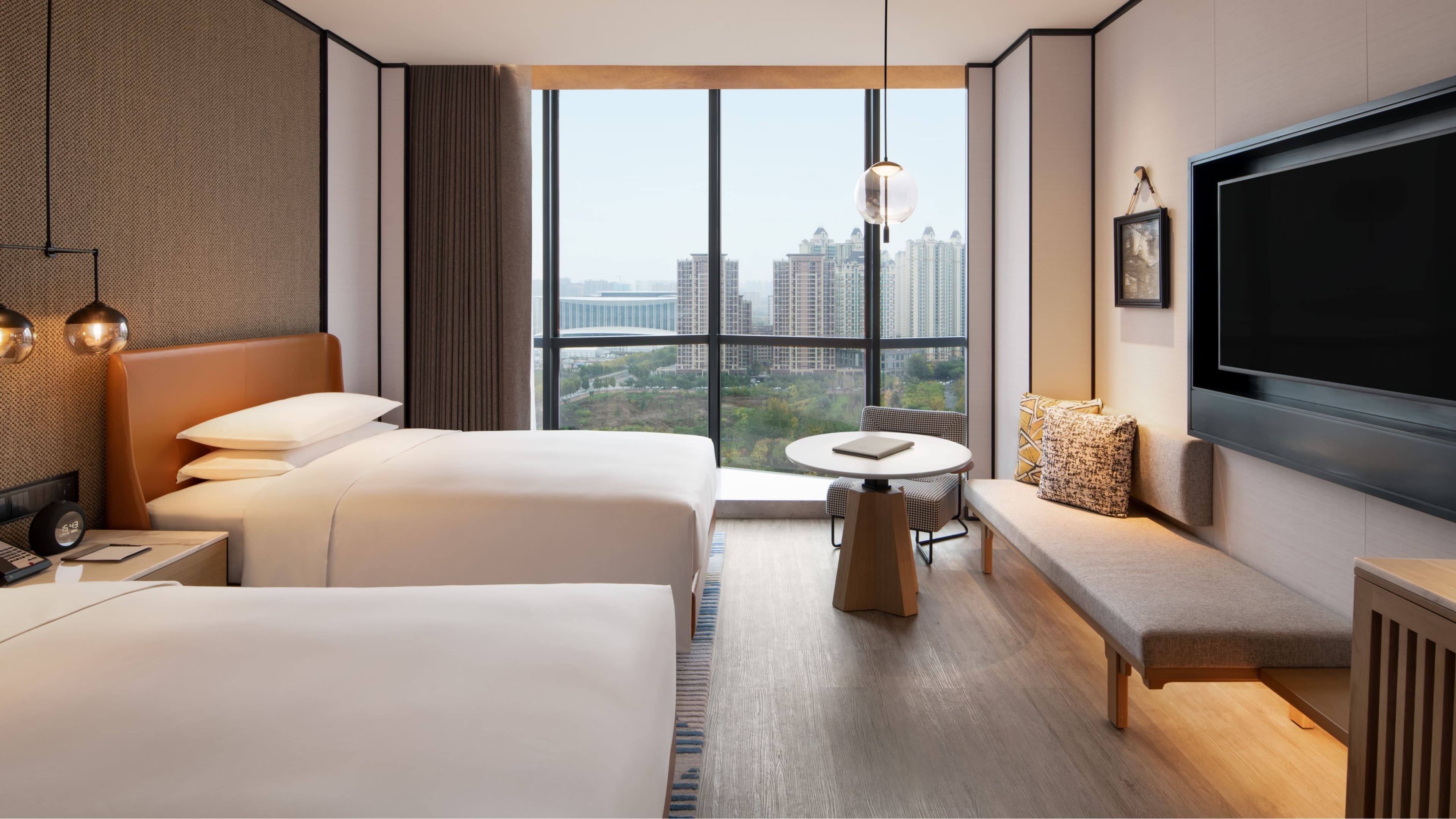 Deluxe Double - Image 1