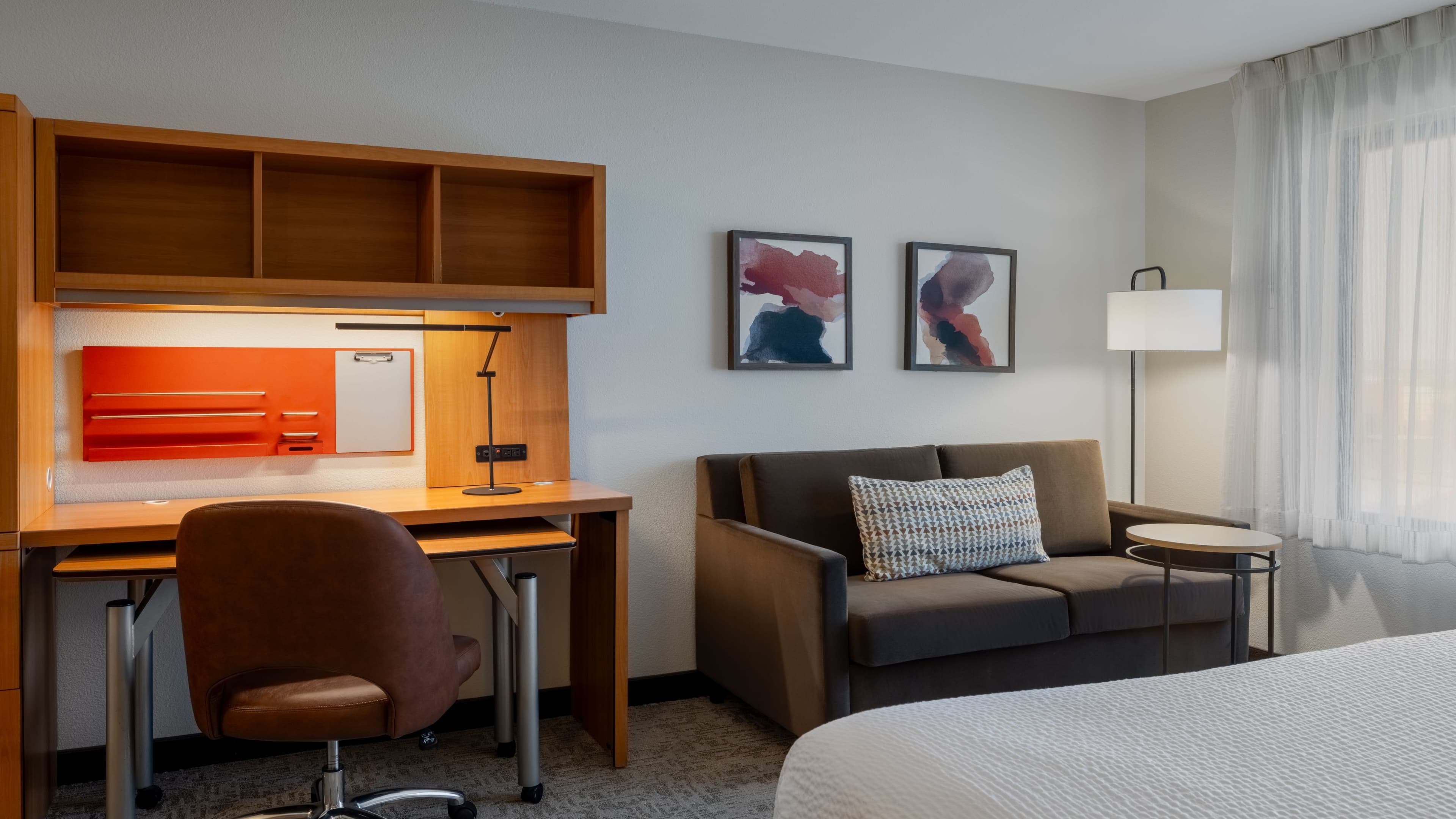 Studio King Suite - Image 6