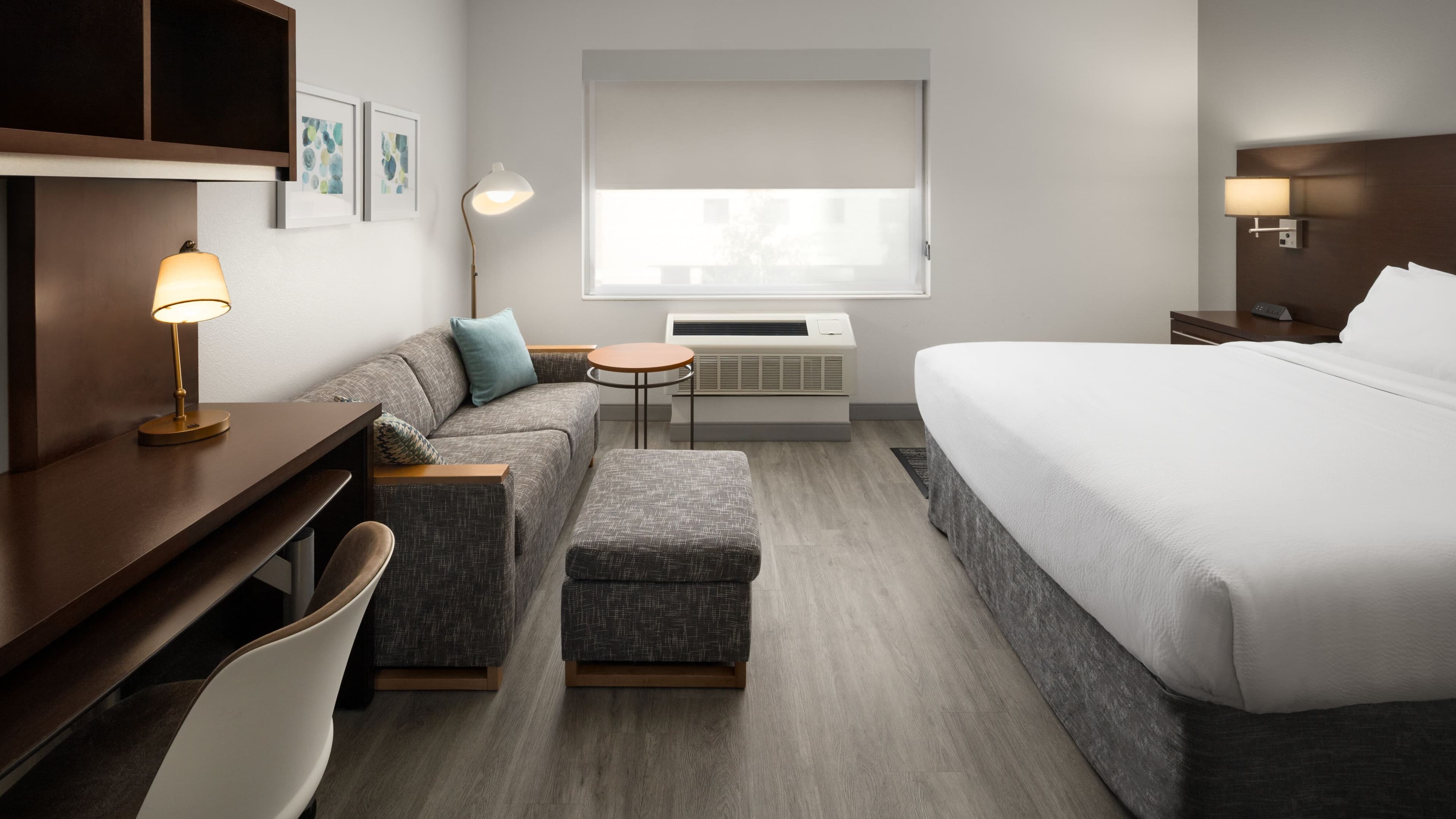 One King Studio Suite - Image 4