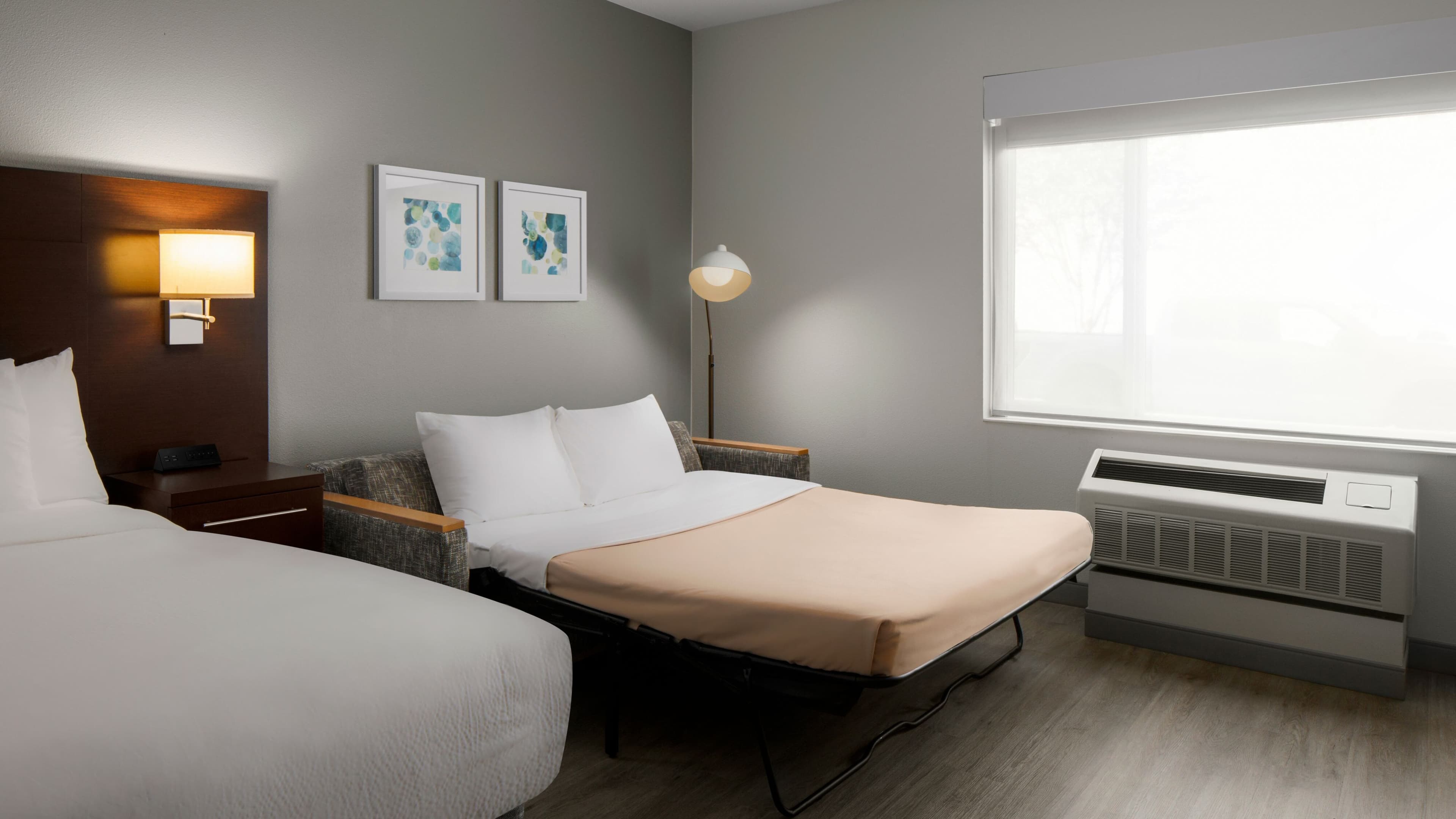 One King Studio Suite - Image 7