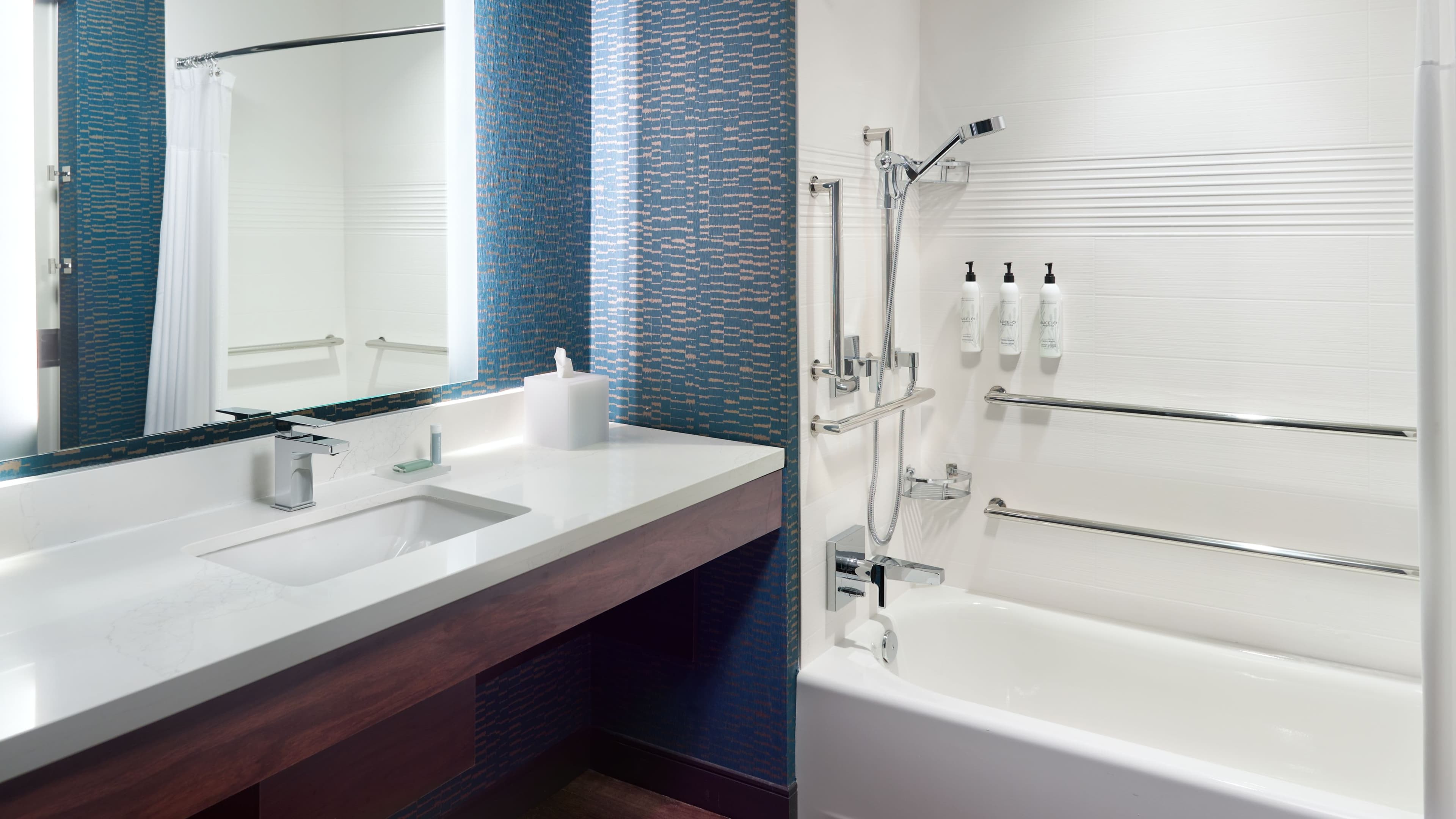 1 King Studio - Image 6