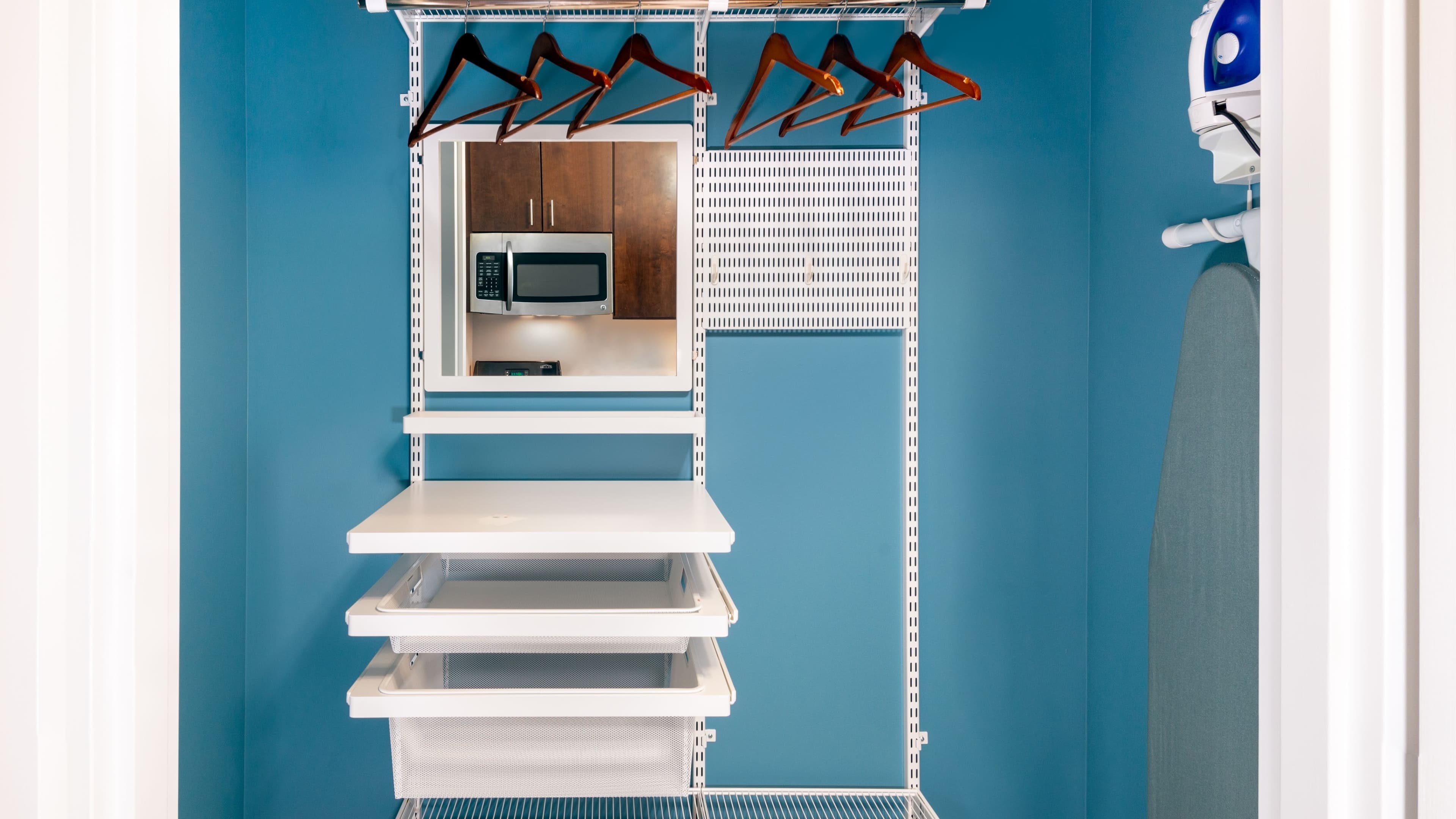 Studio Suite - Image 5