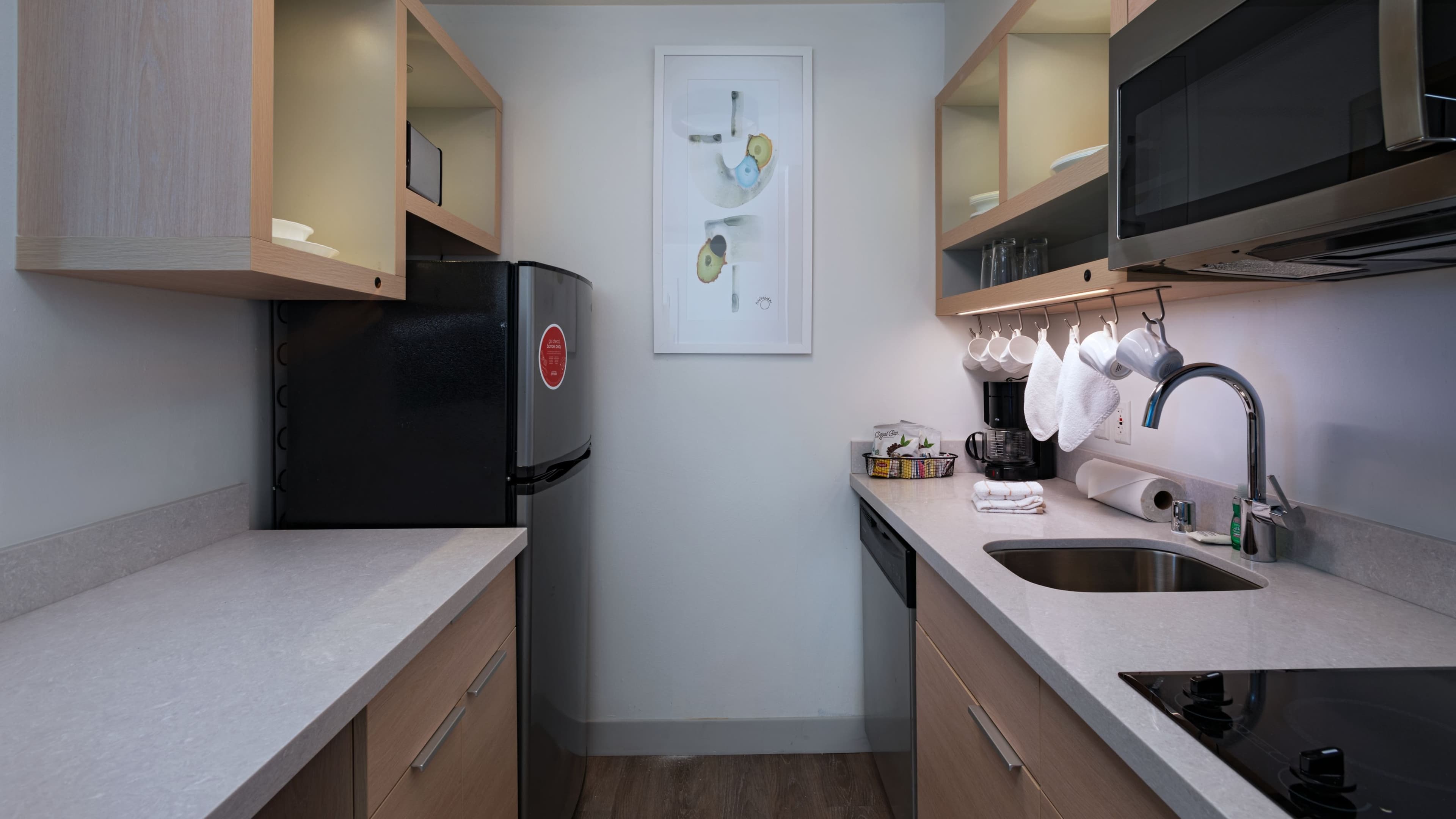 1 Bedroom Suite - Image 3