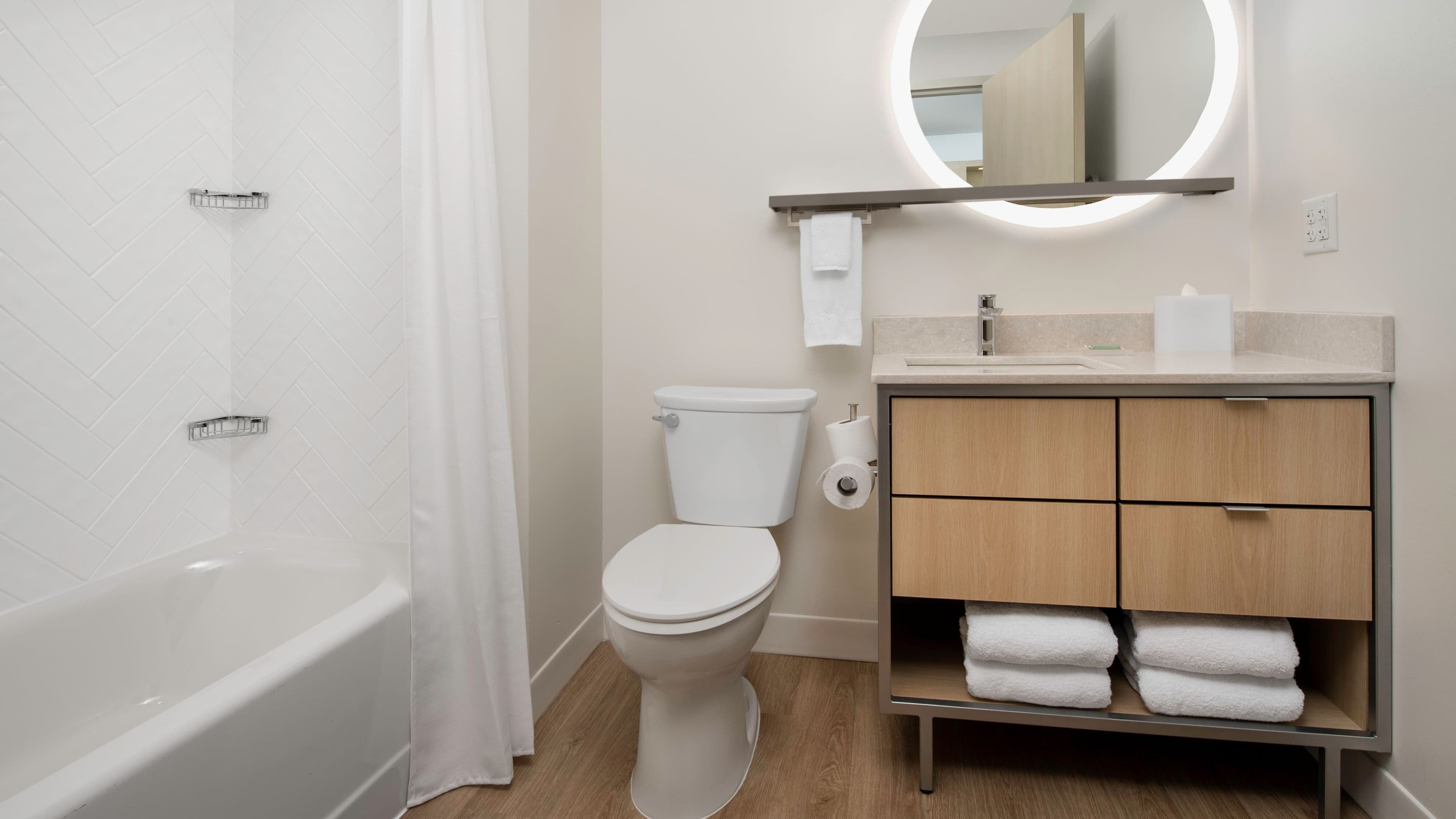 Studio Suite - Image 5