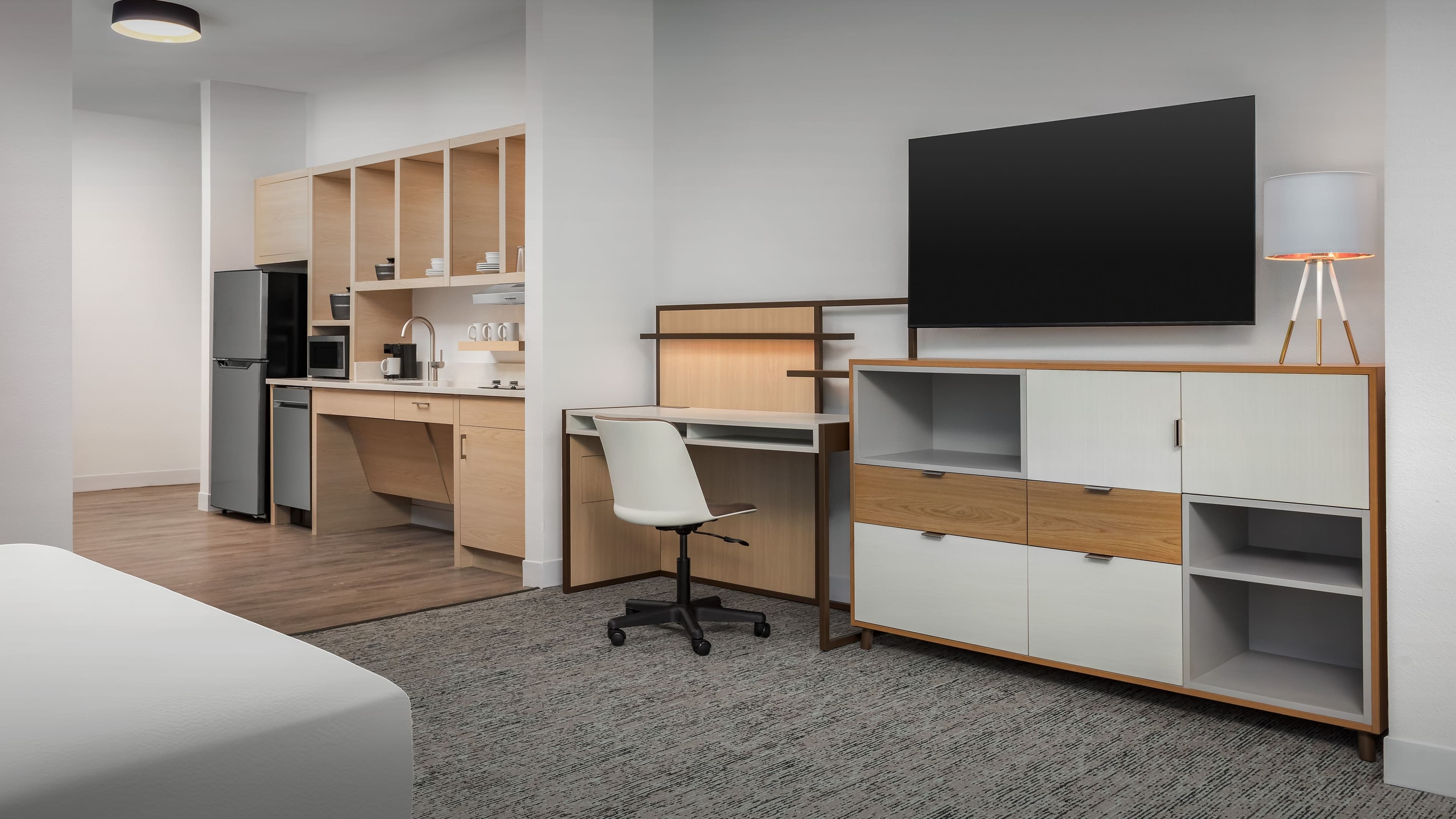 Studio Suite - Image 2