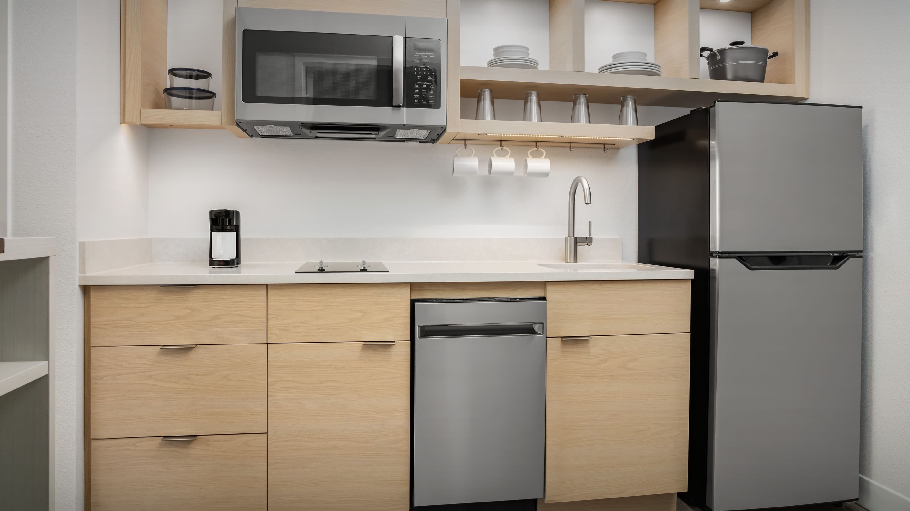 Studio Suite - Image 6