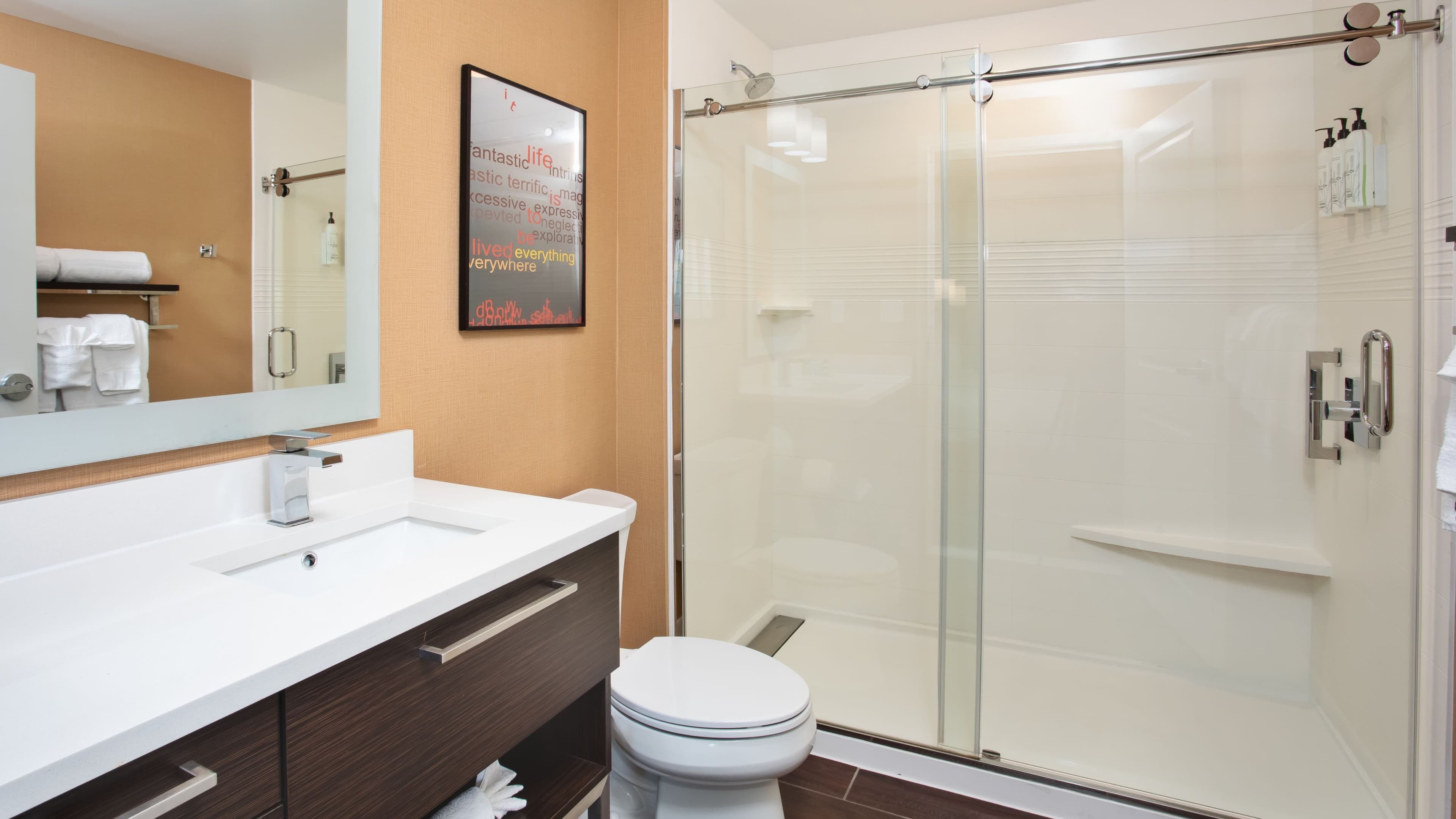 King Suite - Image 7