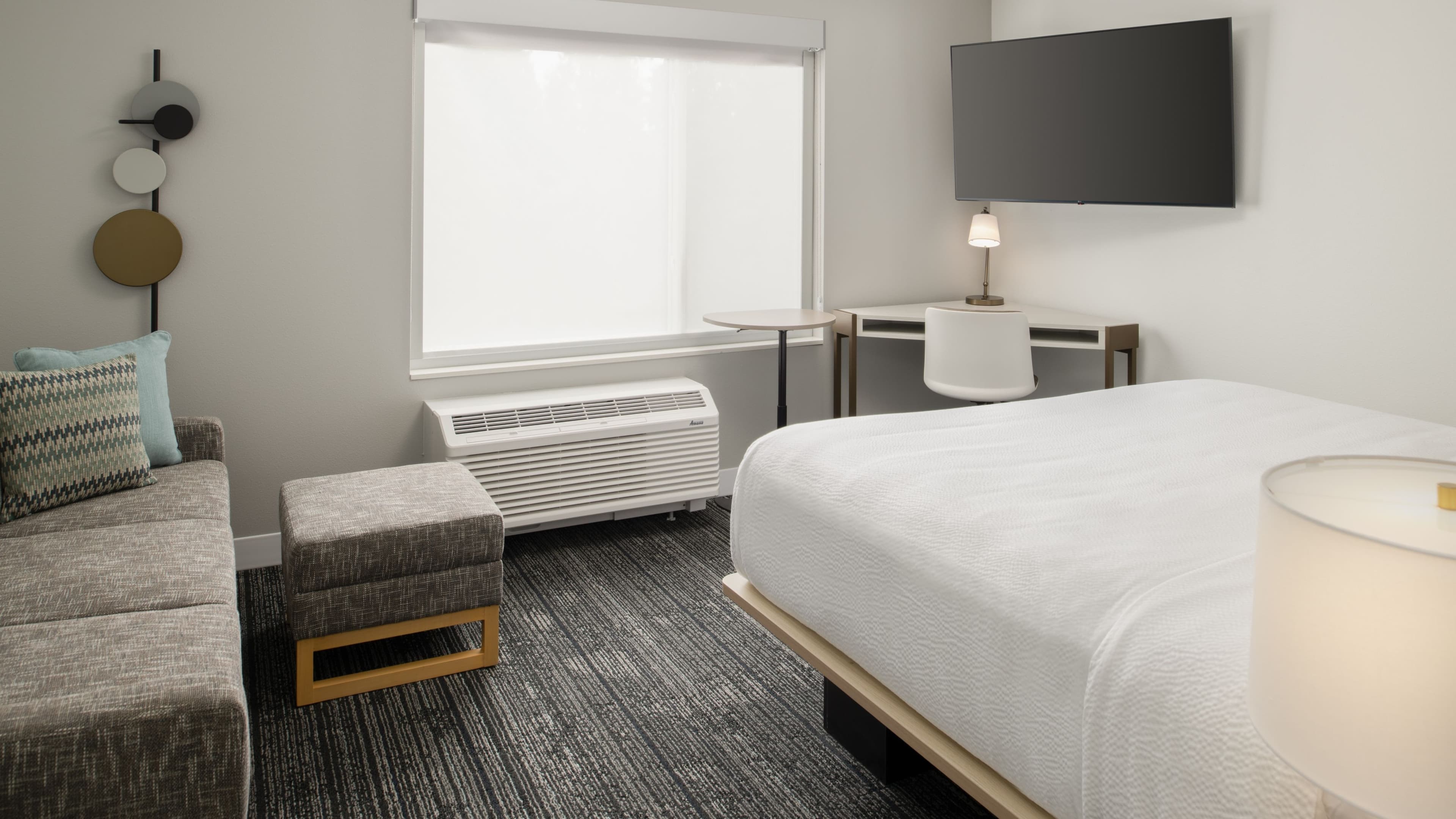 King Studio Suite - Image 4