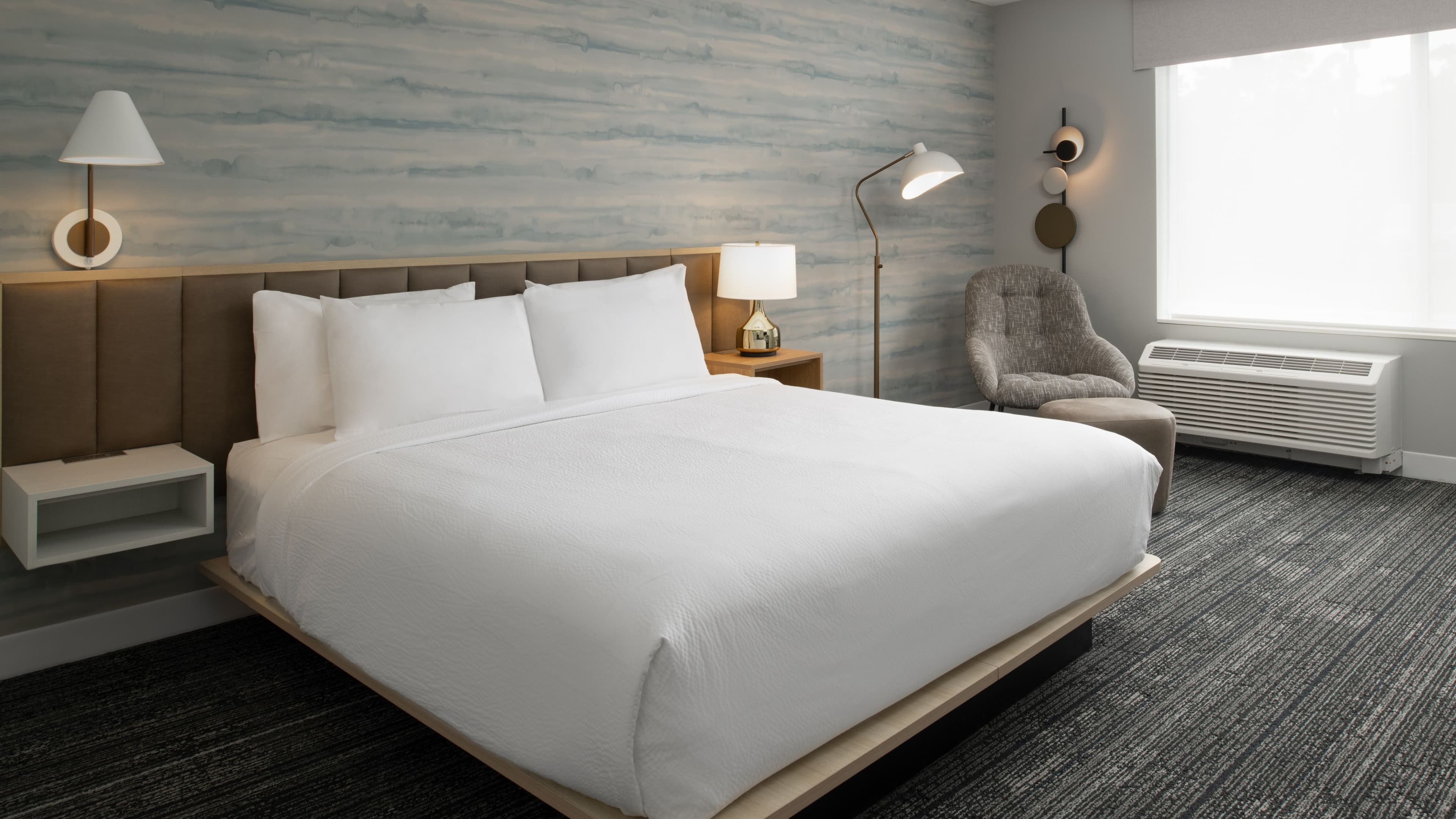 King Studio Suite - Image 2