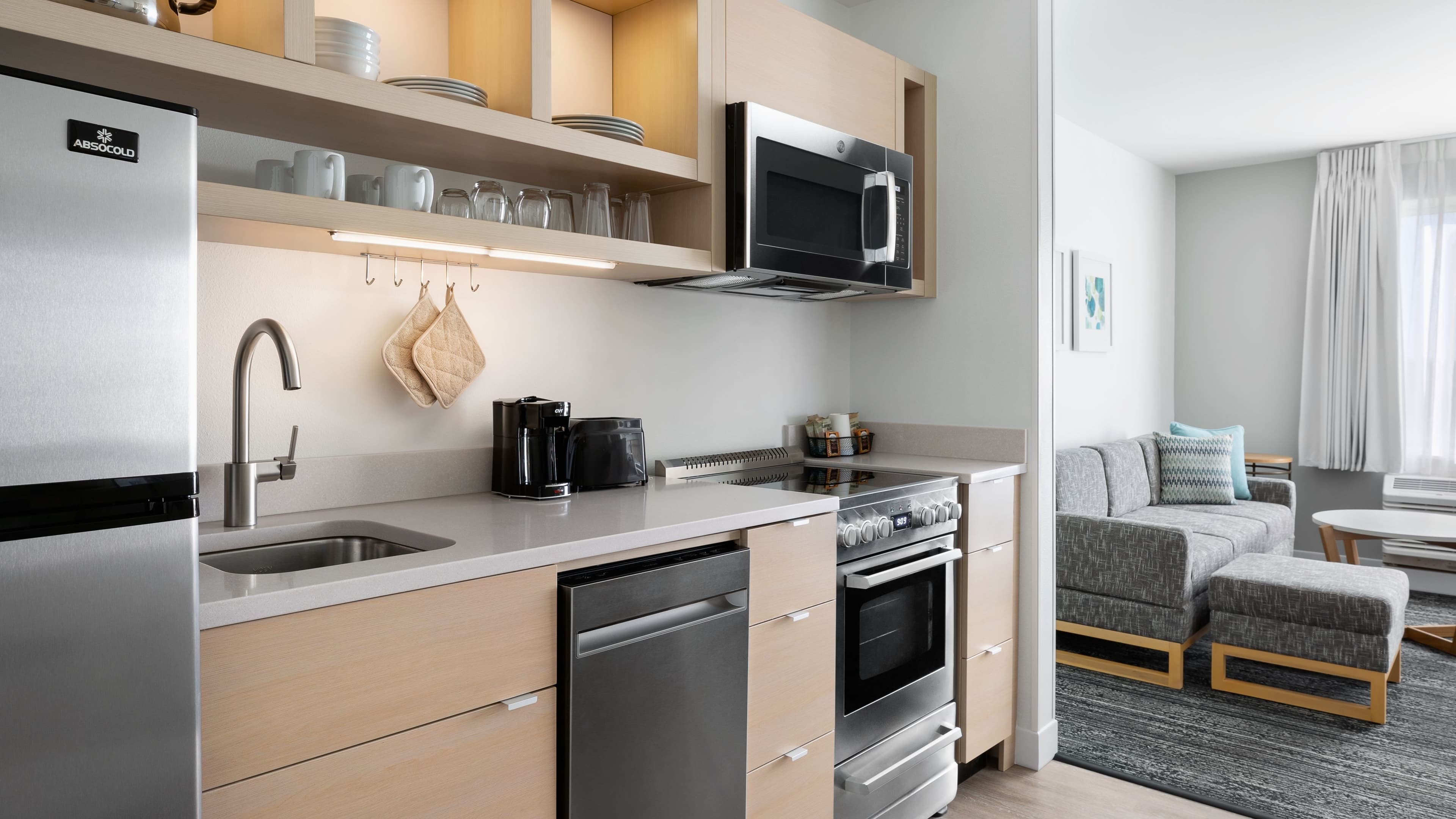 1 Bedroom Suite - Image 4