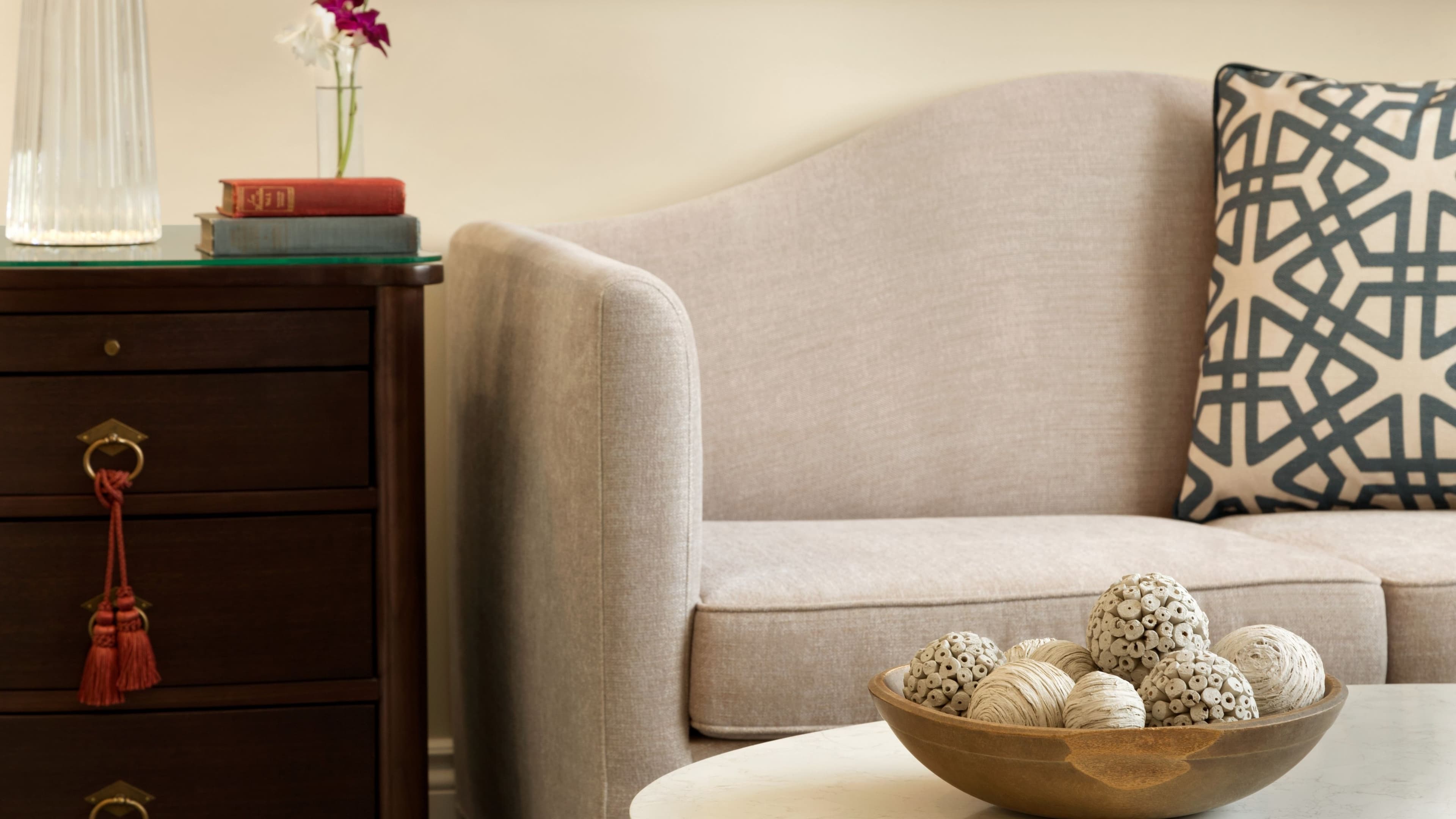 Traditional King Room - Image 3