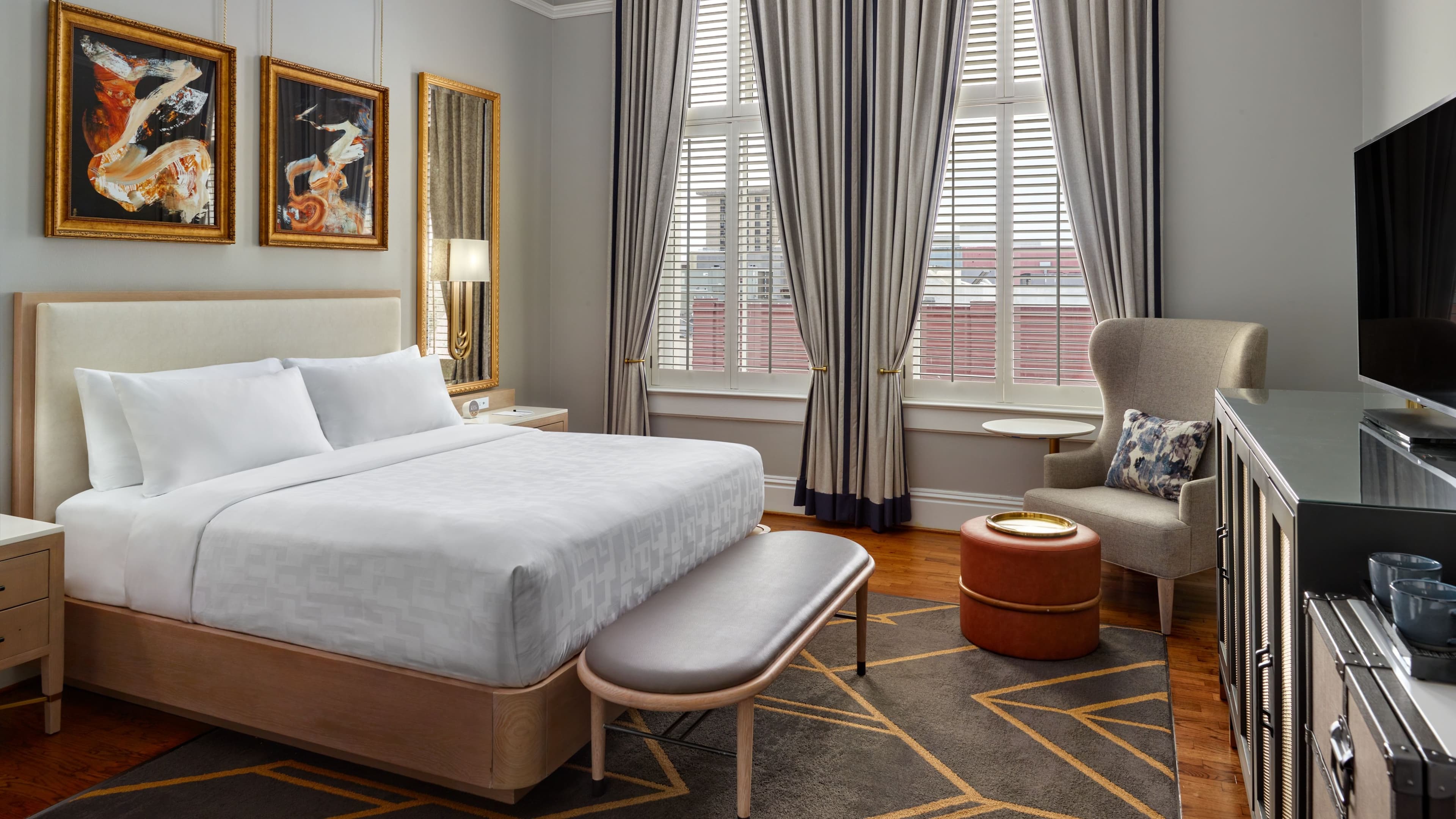 Deluxe King - Image 1