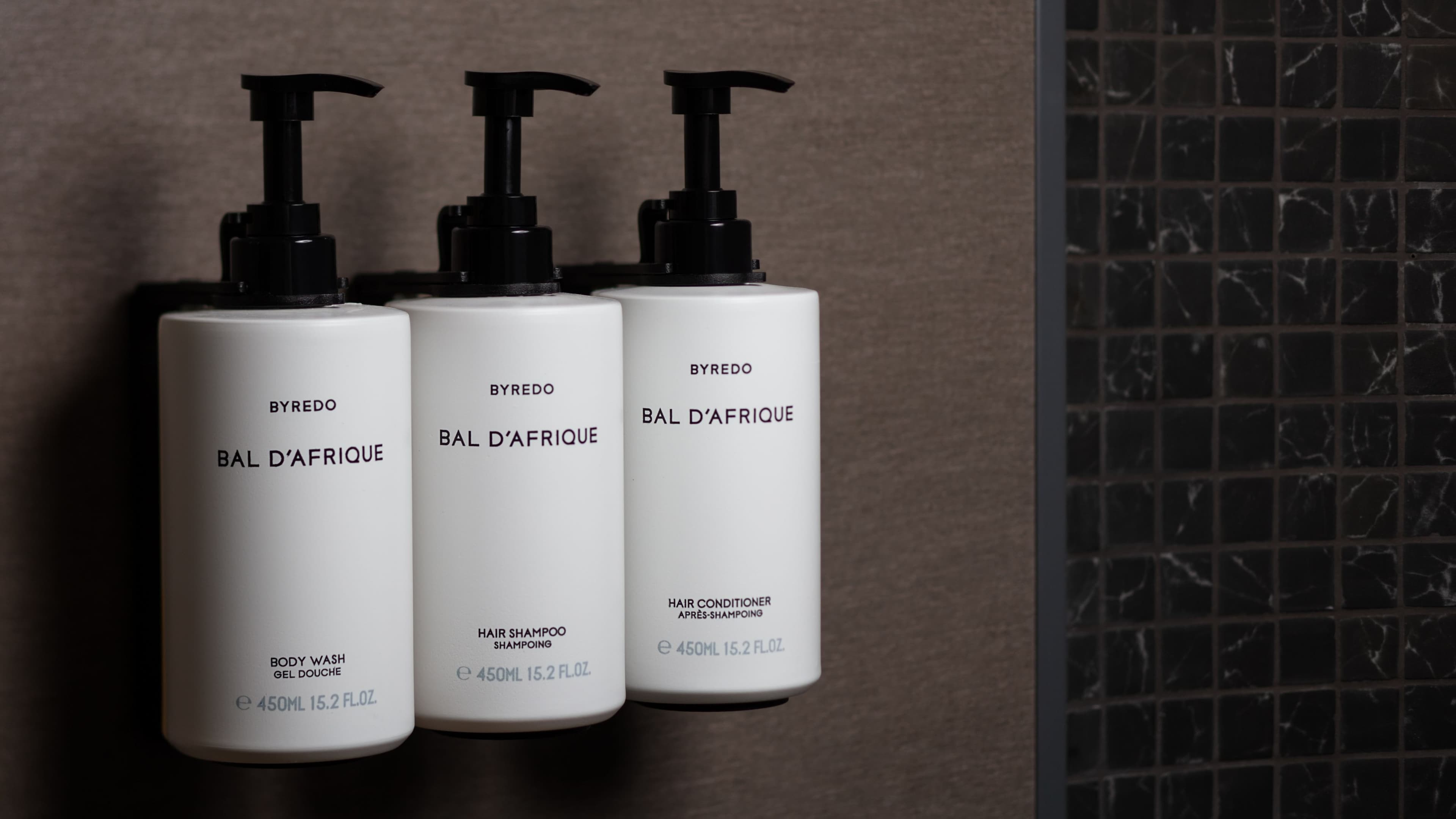 Superior King Room - Image 10