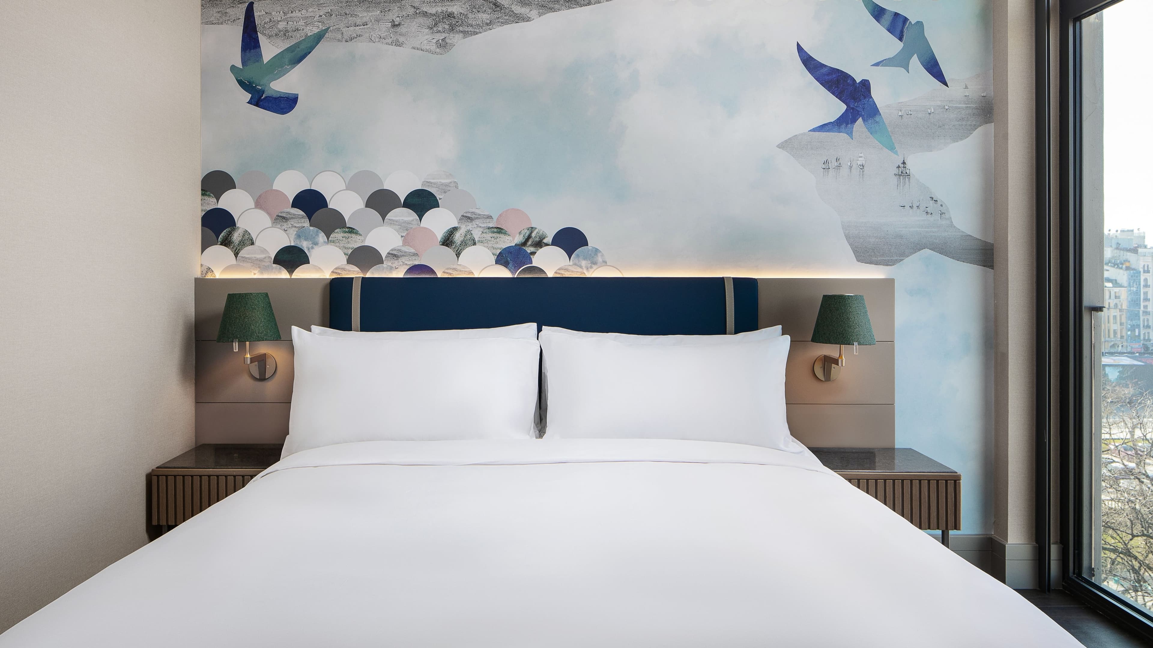 Superior King Room - Image 1