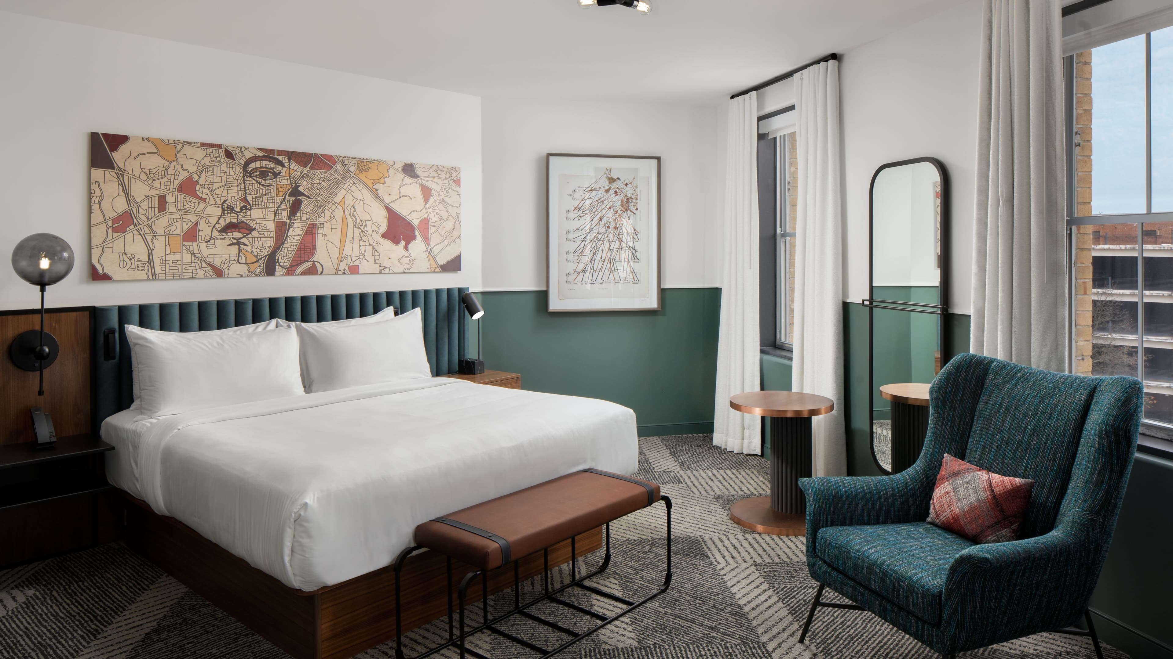 Guestroom One King Bed - Image 2