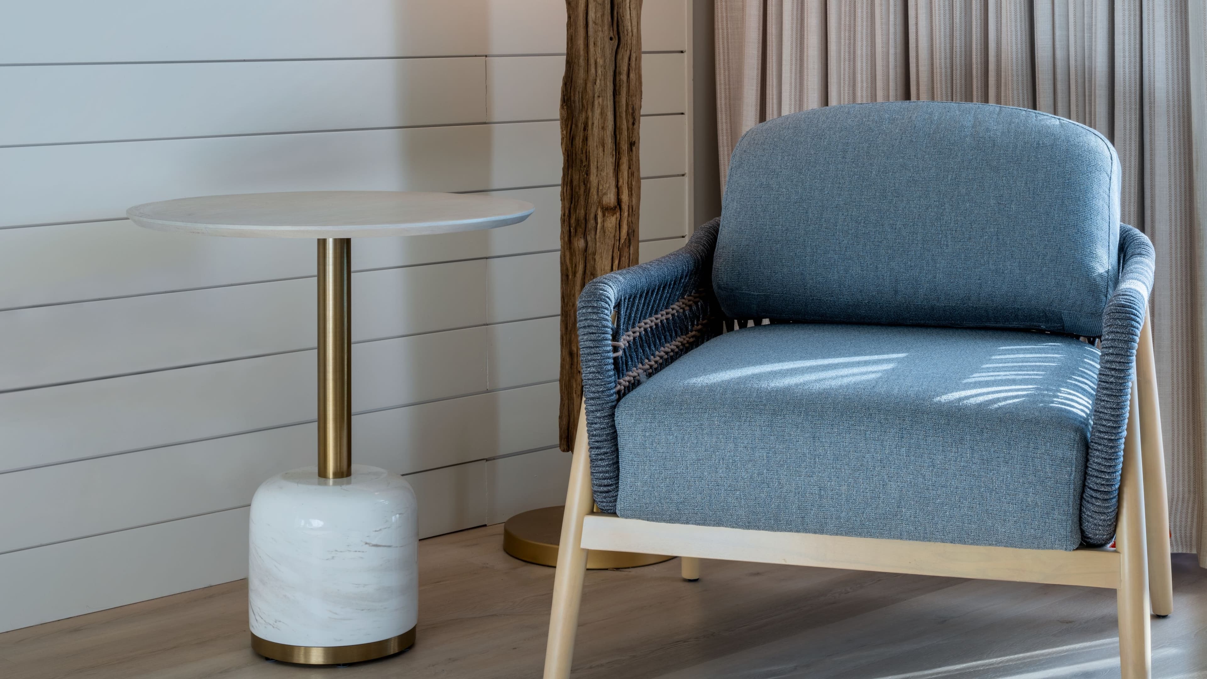 Island View - Image 5