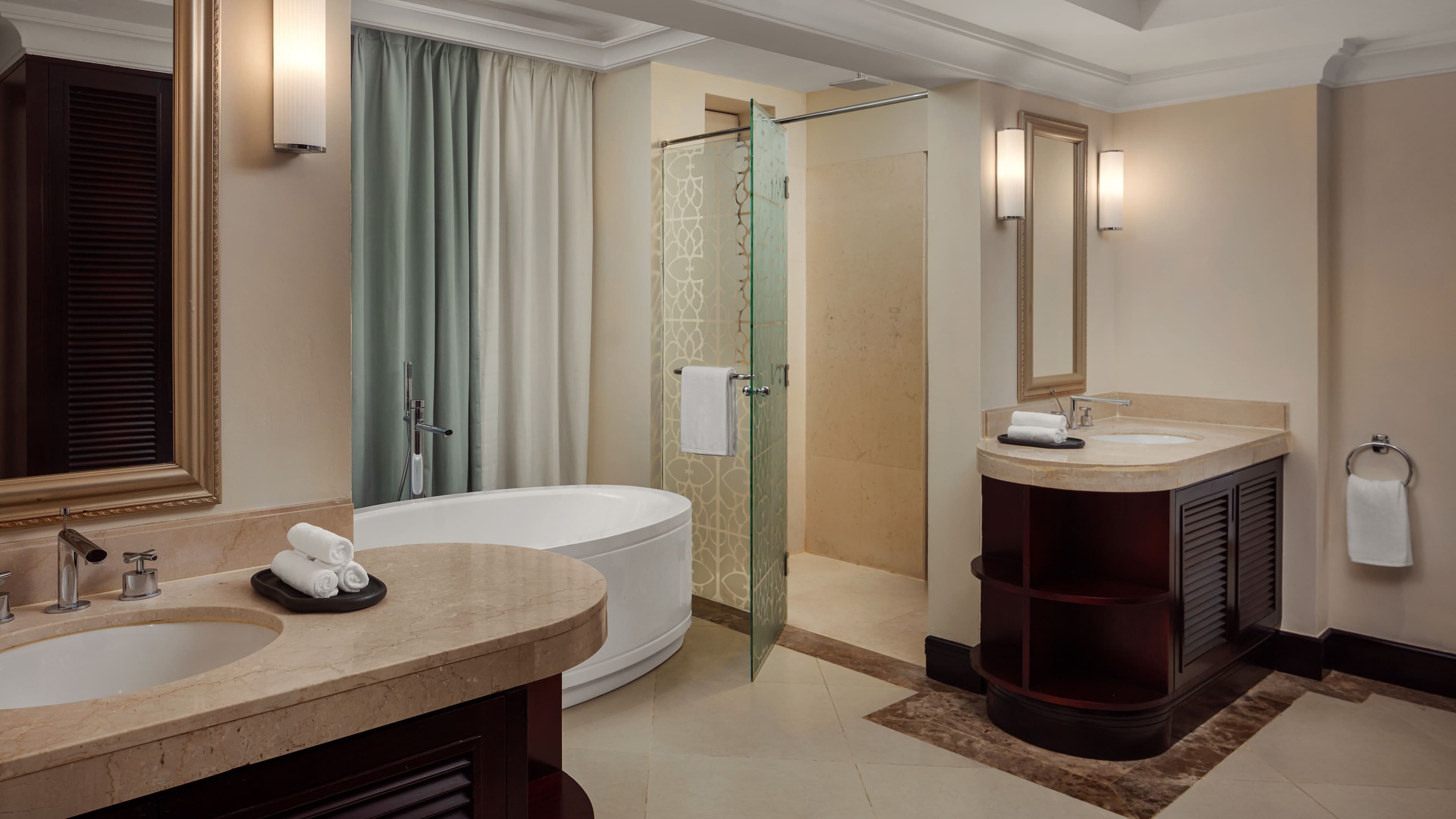 Junior Suite - Image 6