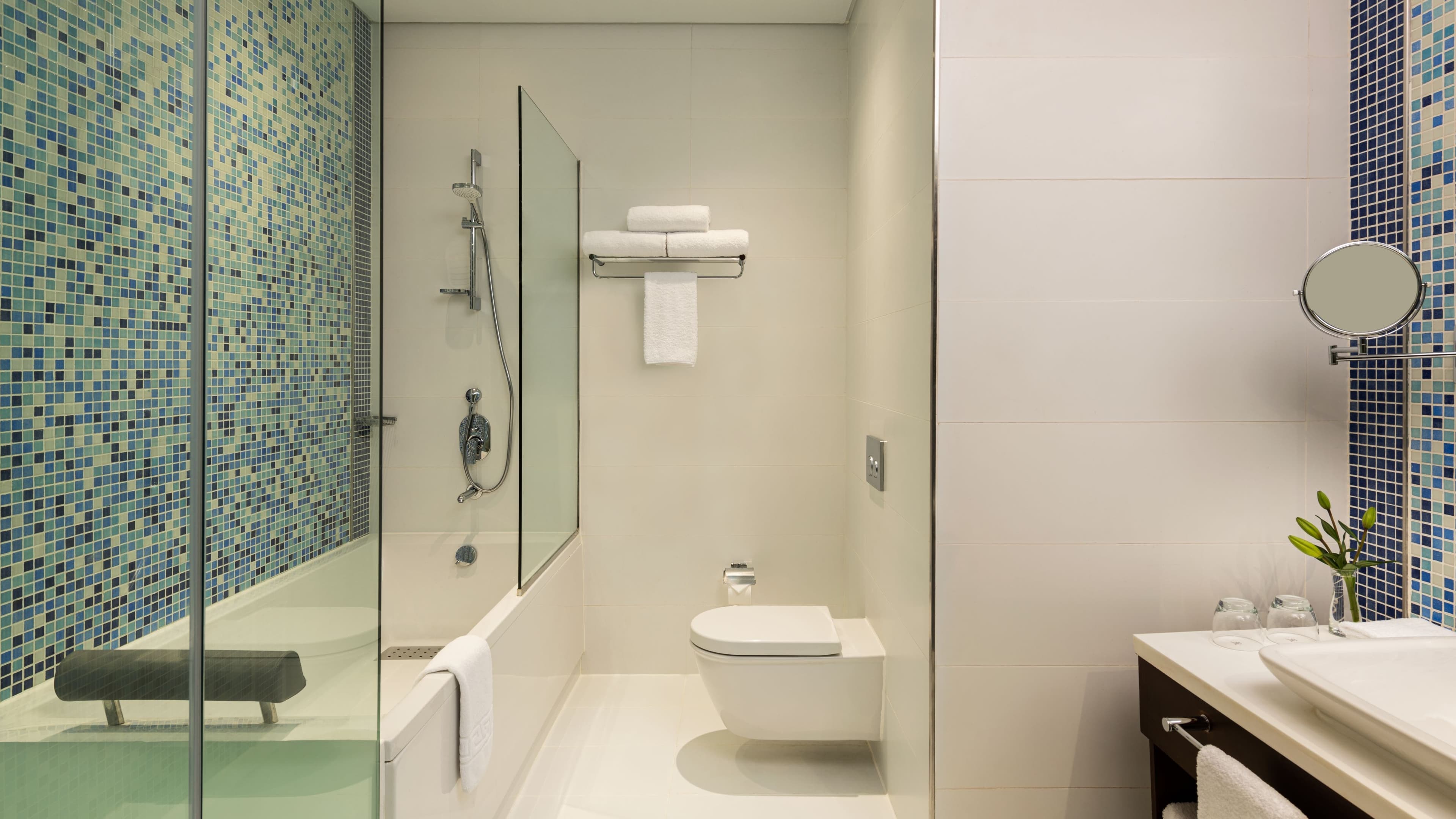 Deluxe Room - Image 2