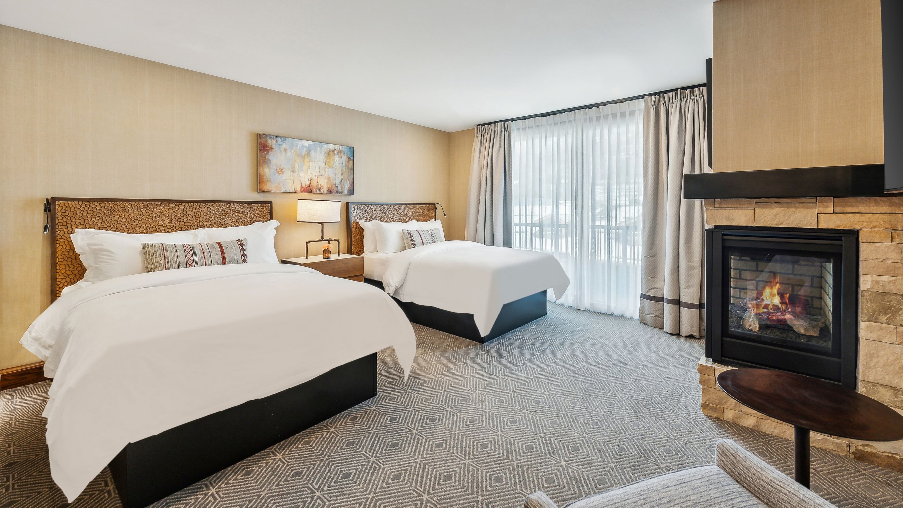 Snow Park Queen Room - Image 1