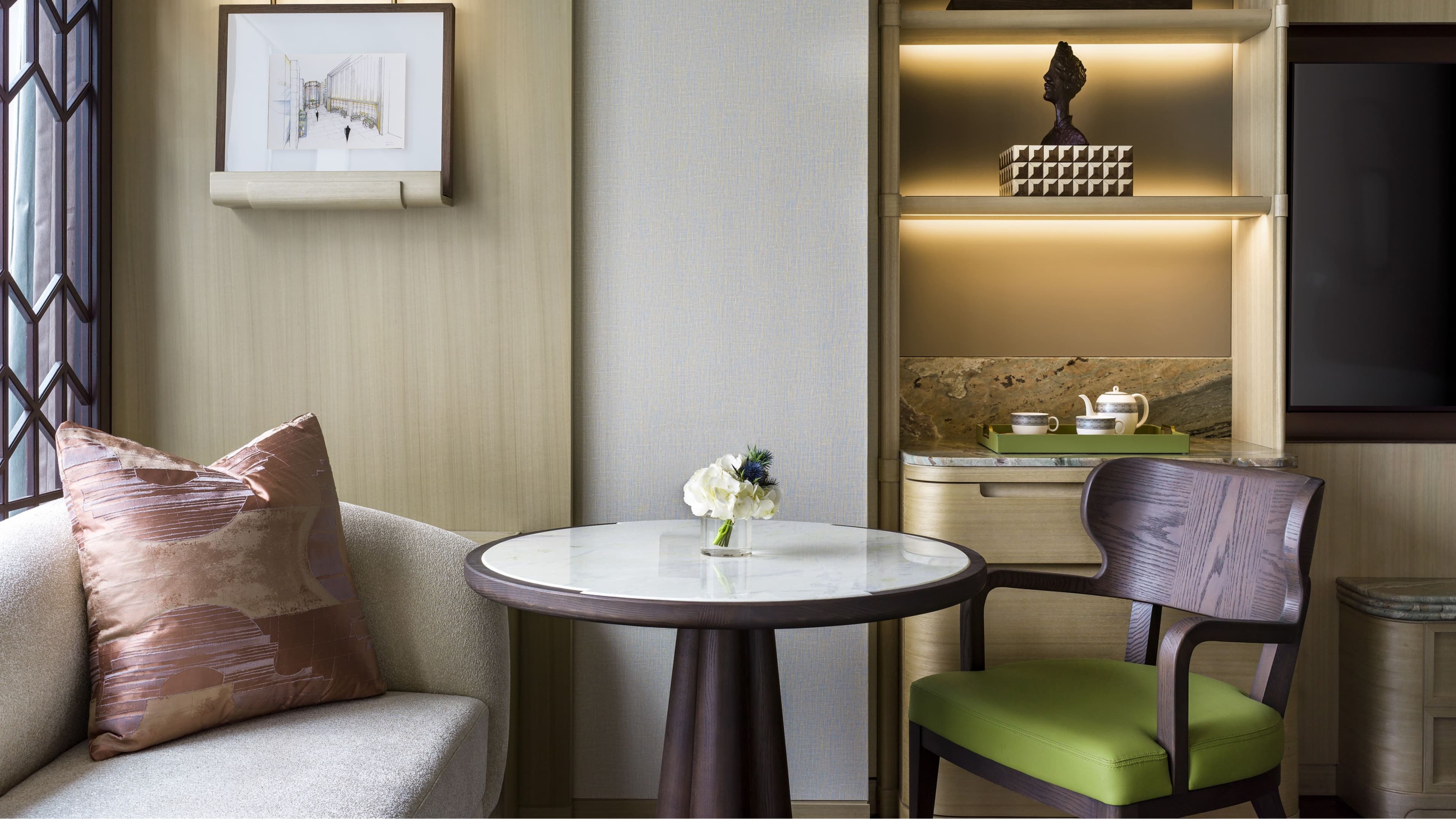 Deluxe City View - Image 2