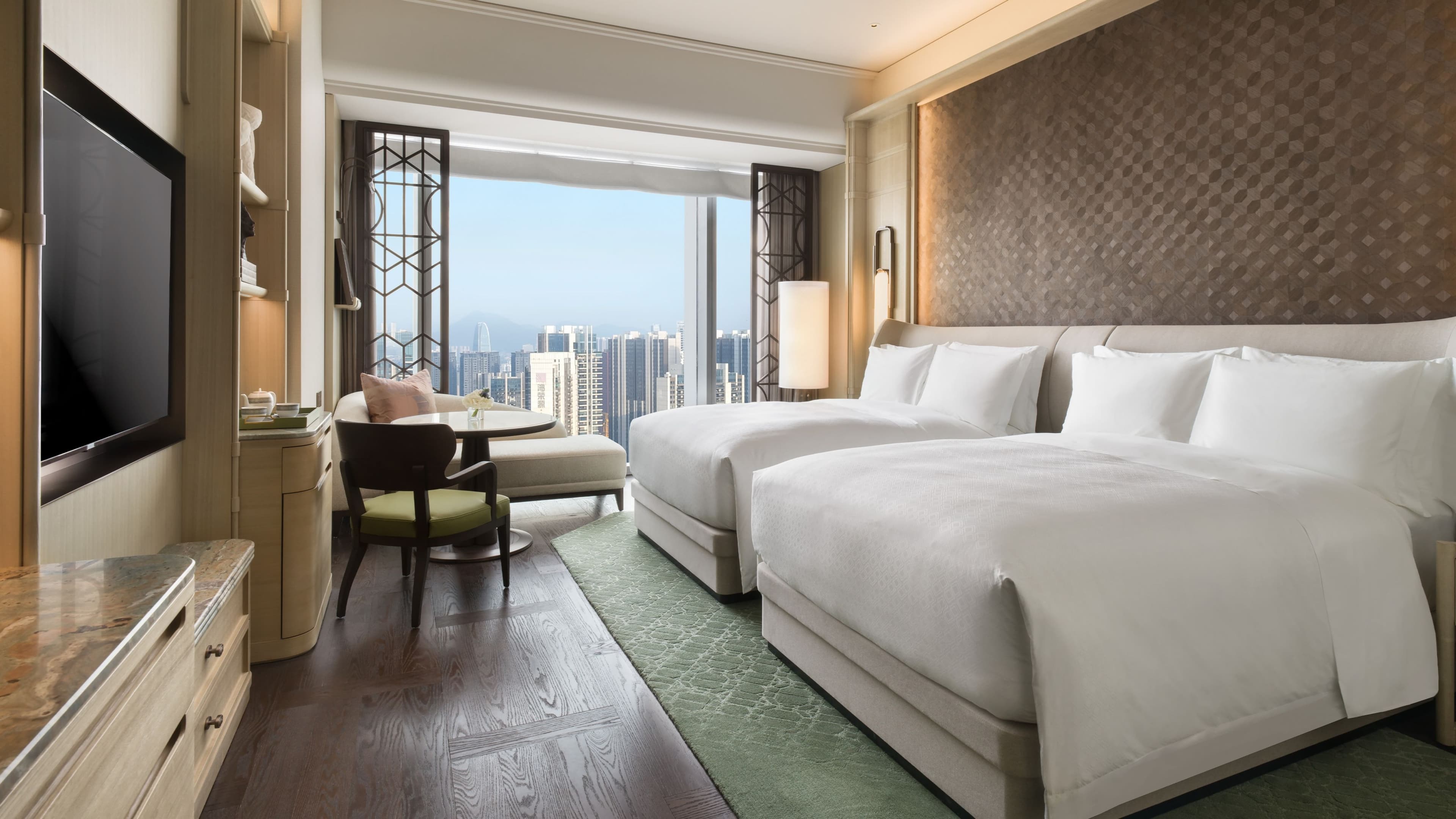 Deluxe City View - Image 1