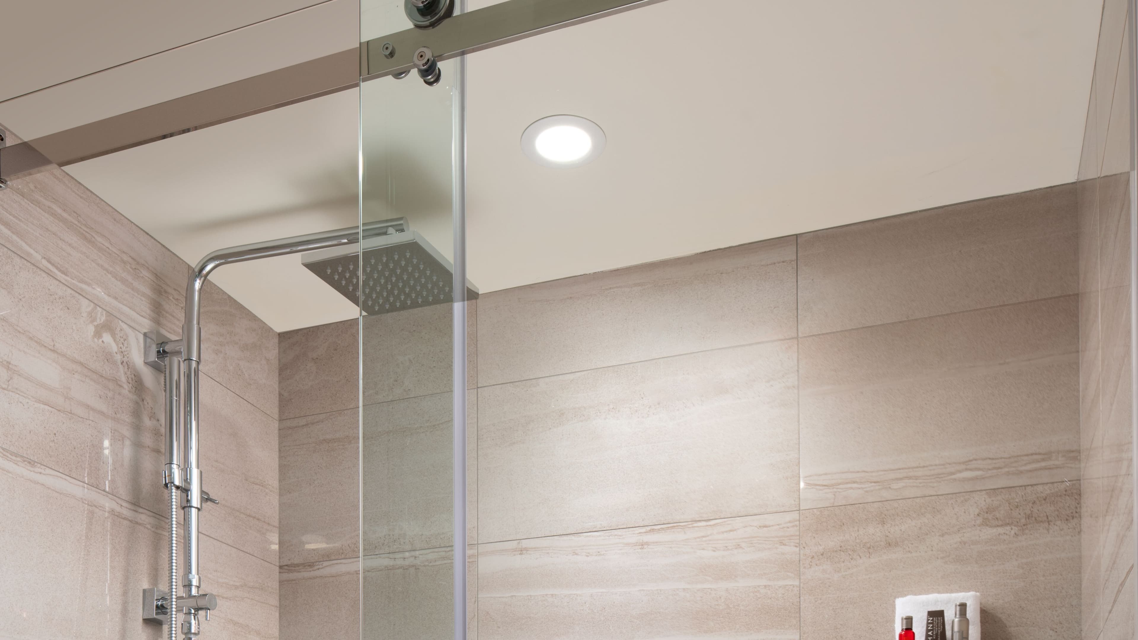 Junior Suite - Image 11