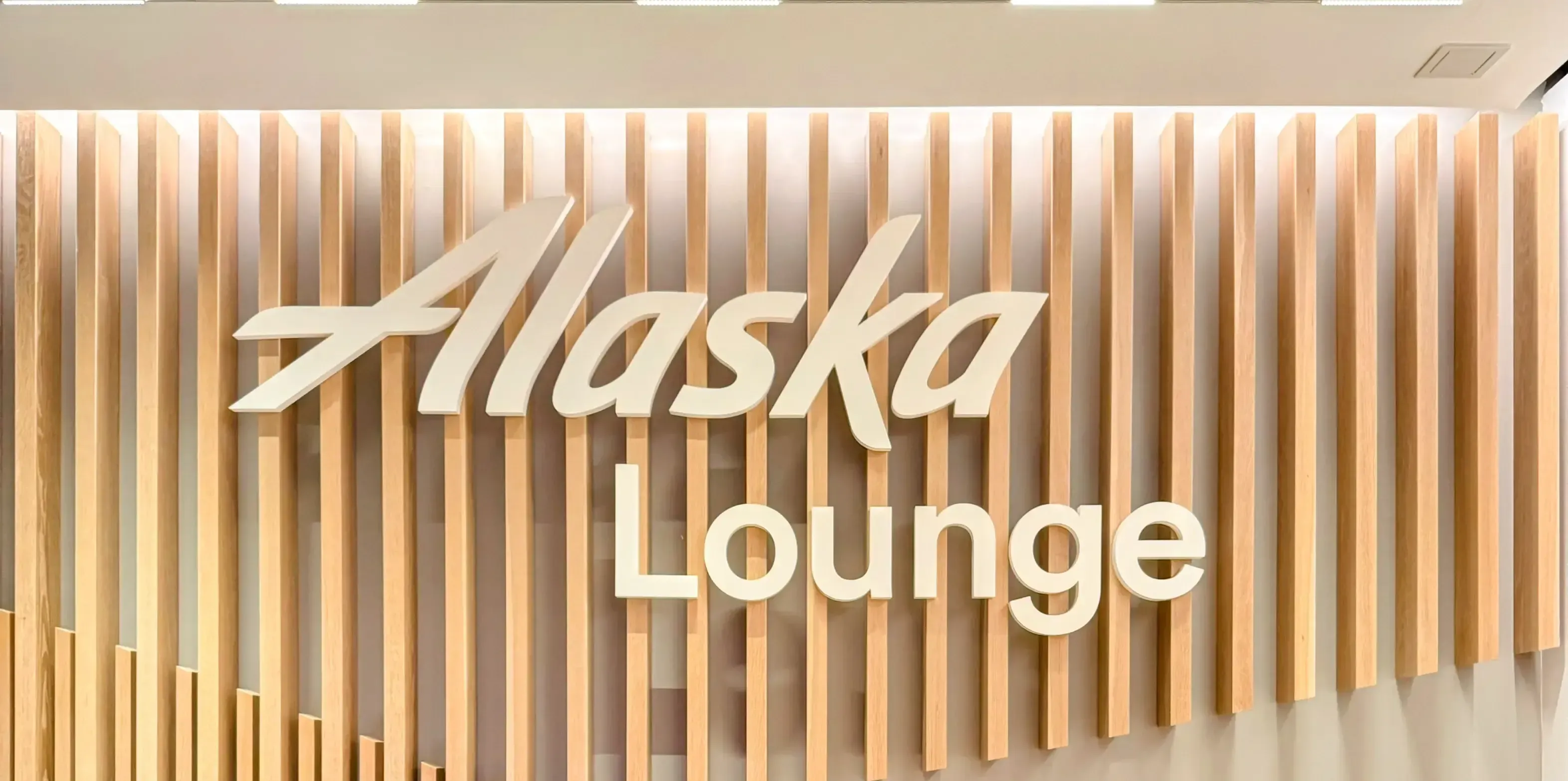 Alaska Airlines Lounge Check-in Counter