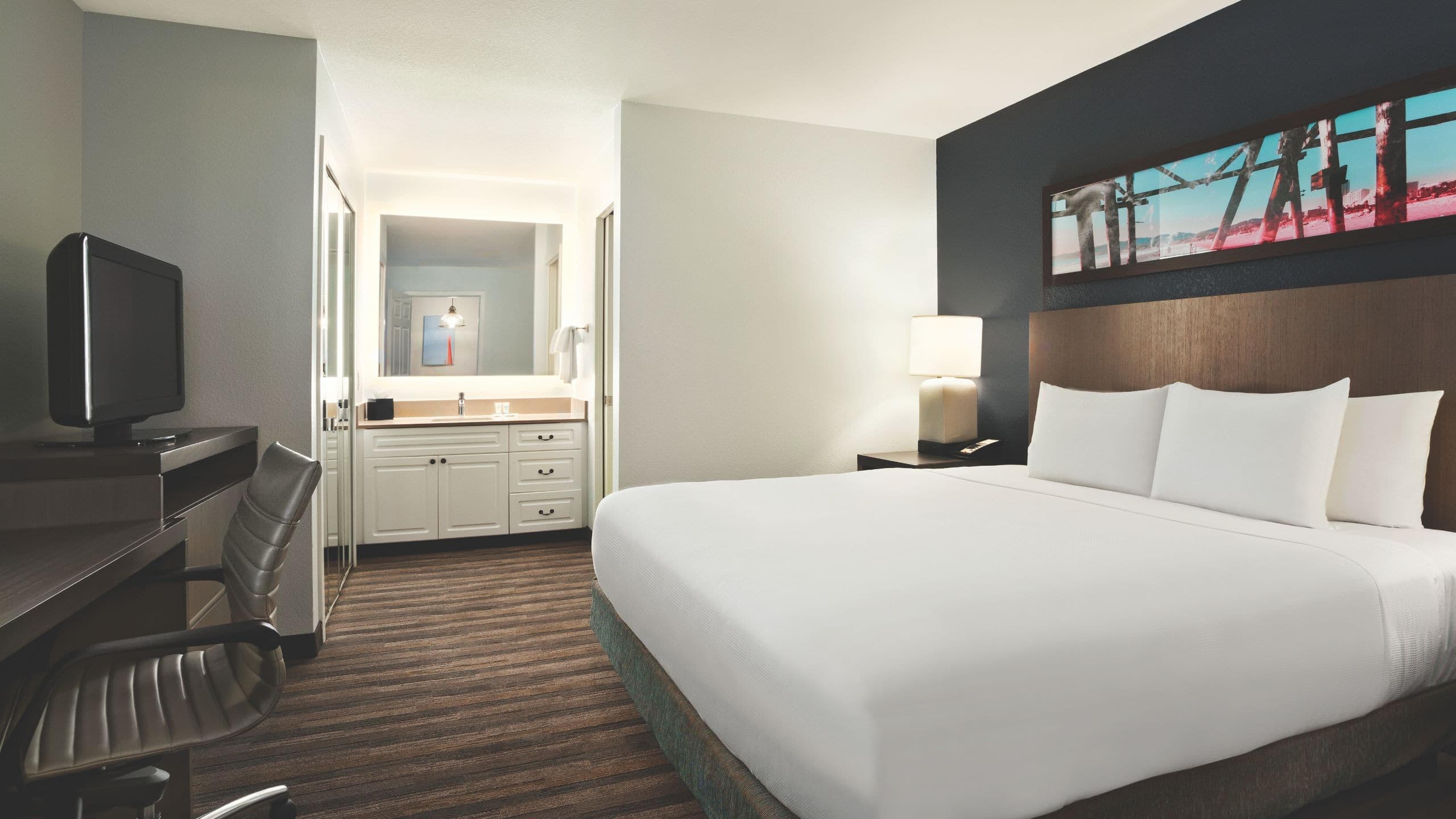 Two Bedroom King/King Suite - Image 2