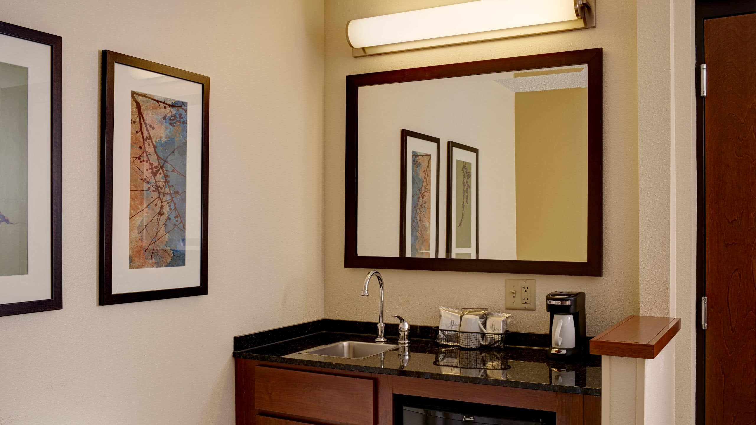 Two Double Beds (With Sofa Bed) - Image 2