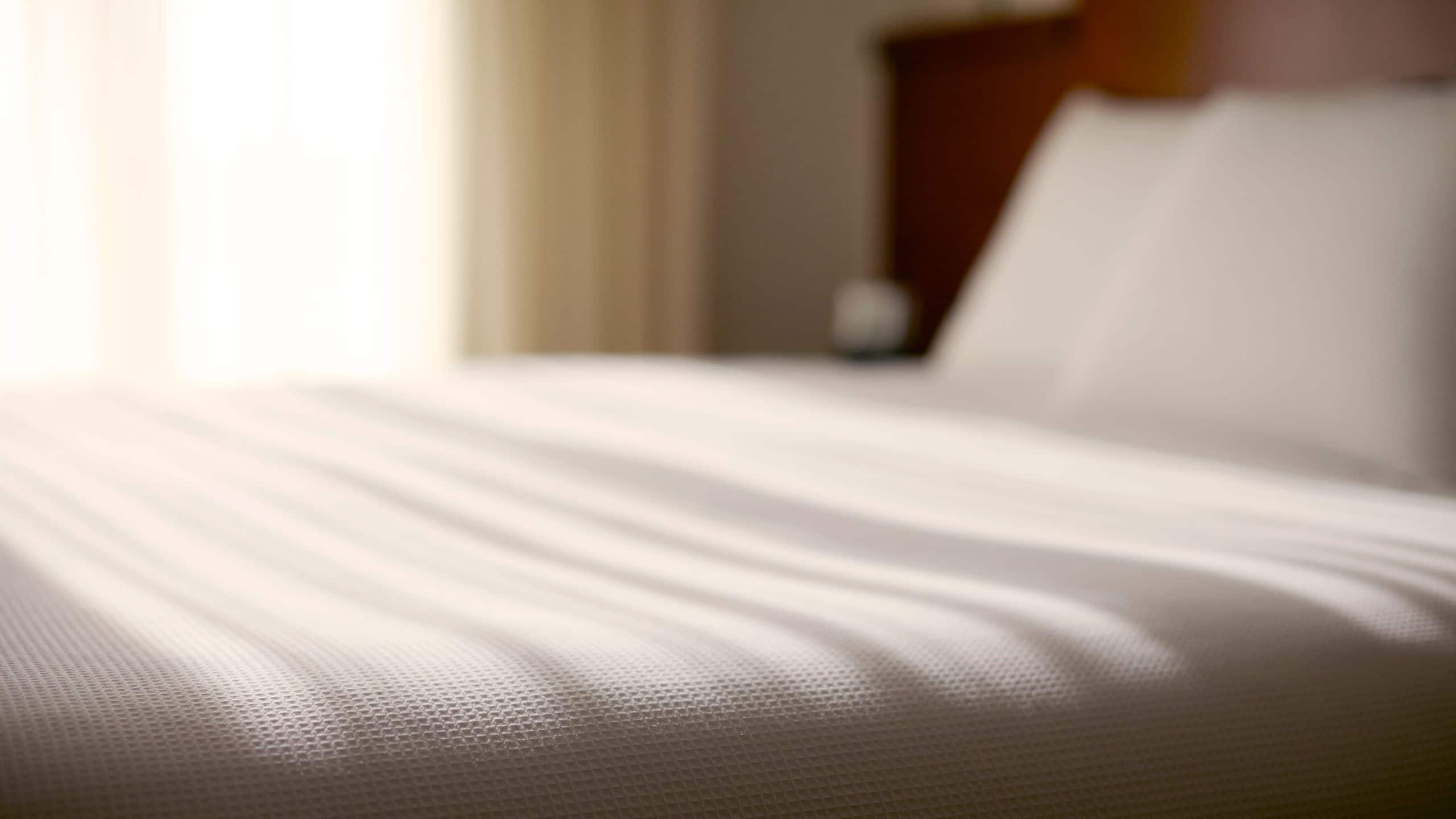 2 Twin Beds - Image 1