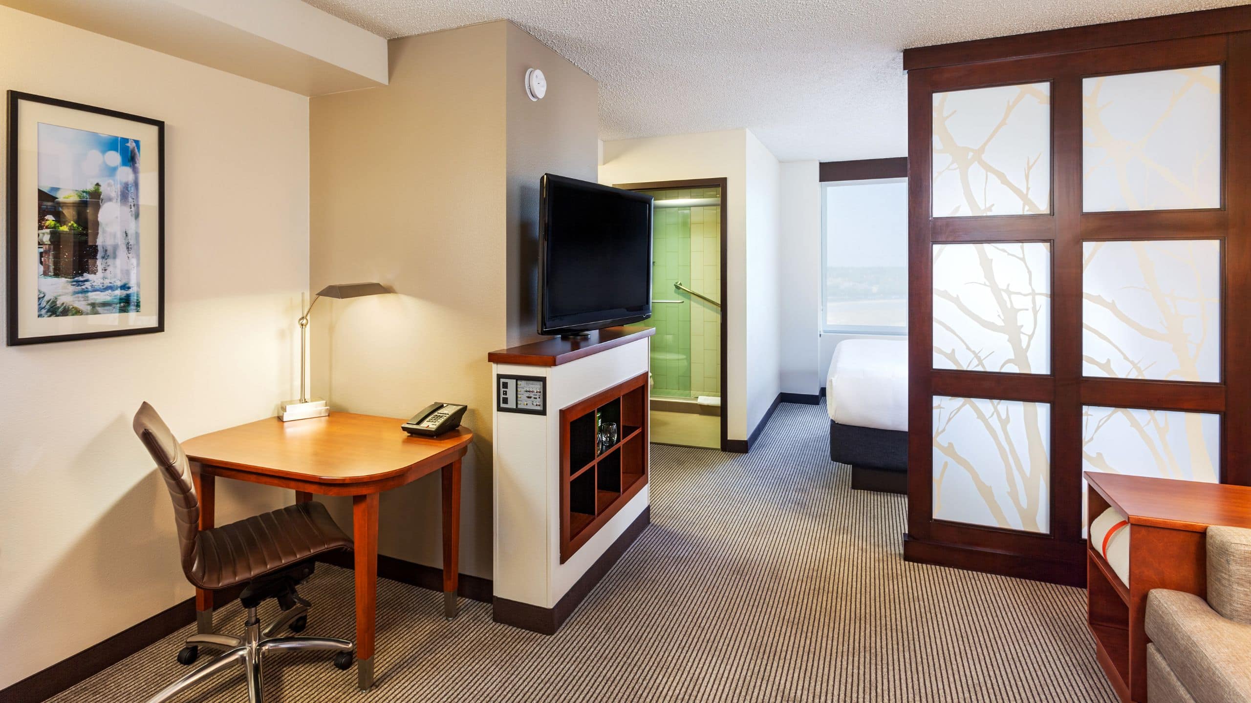 King Bed (with sofa bed) - Image 2