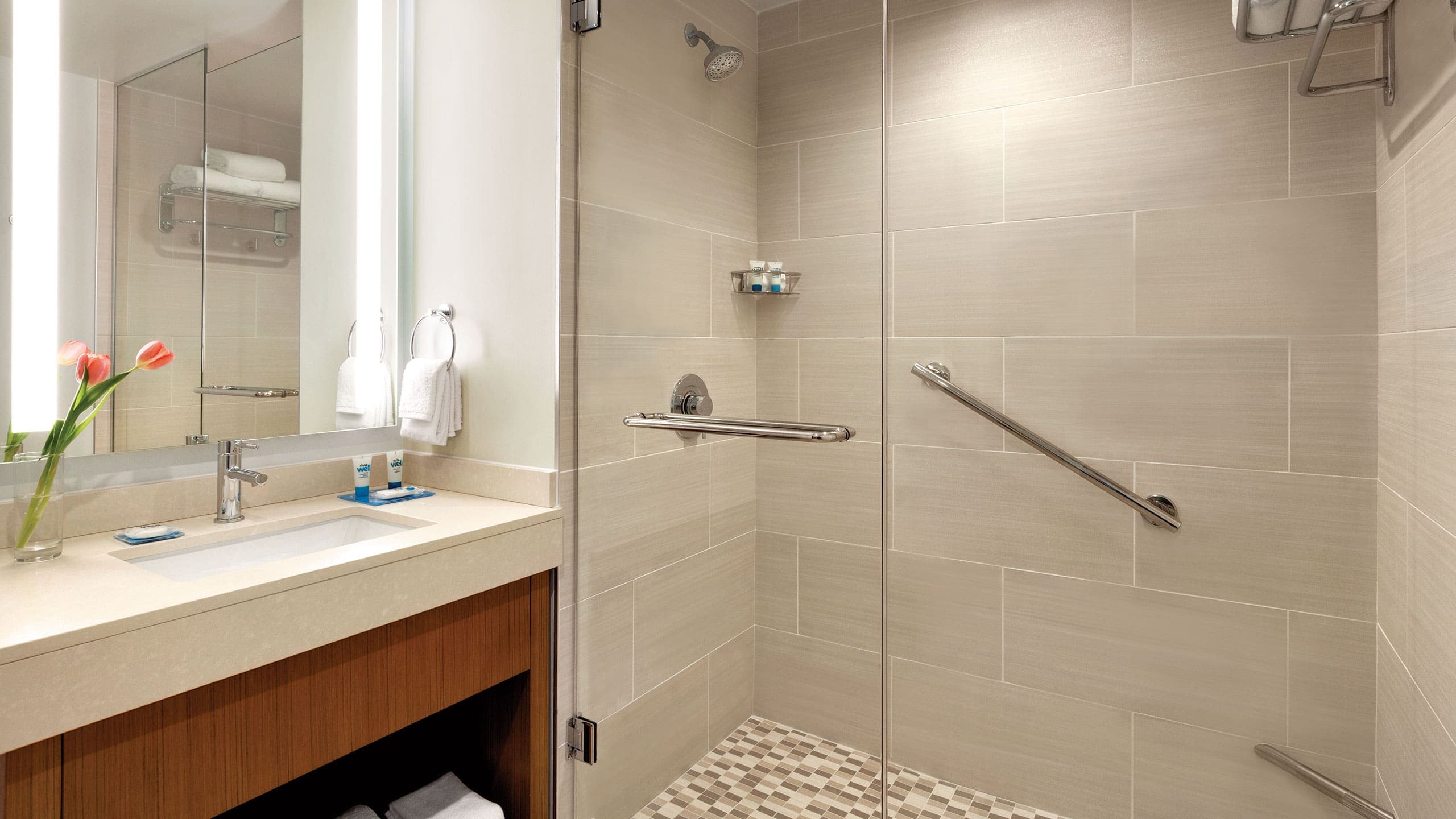 Oceanfront One Bedroom Suite | Two Queen Beds - Image 6