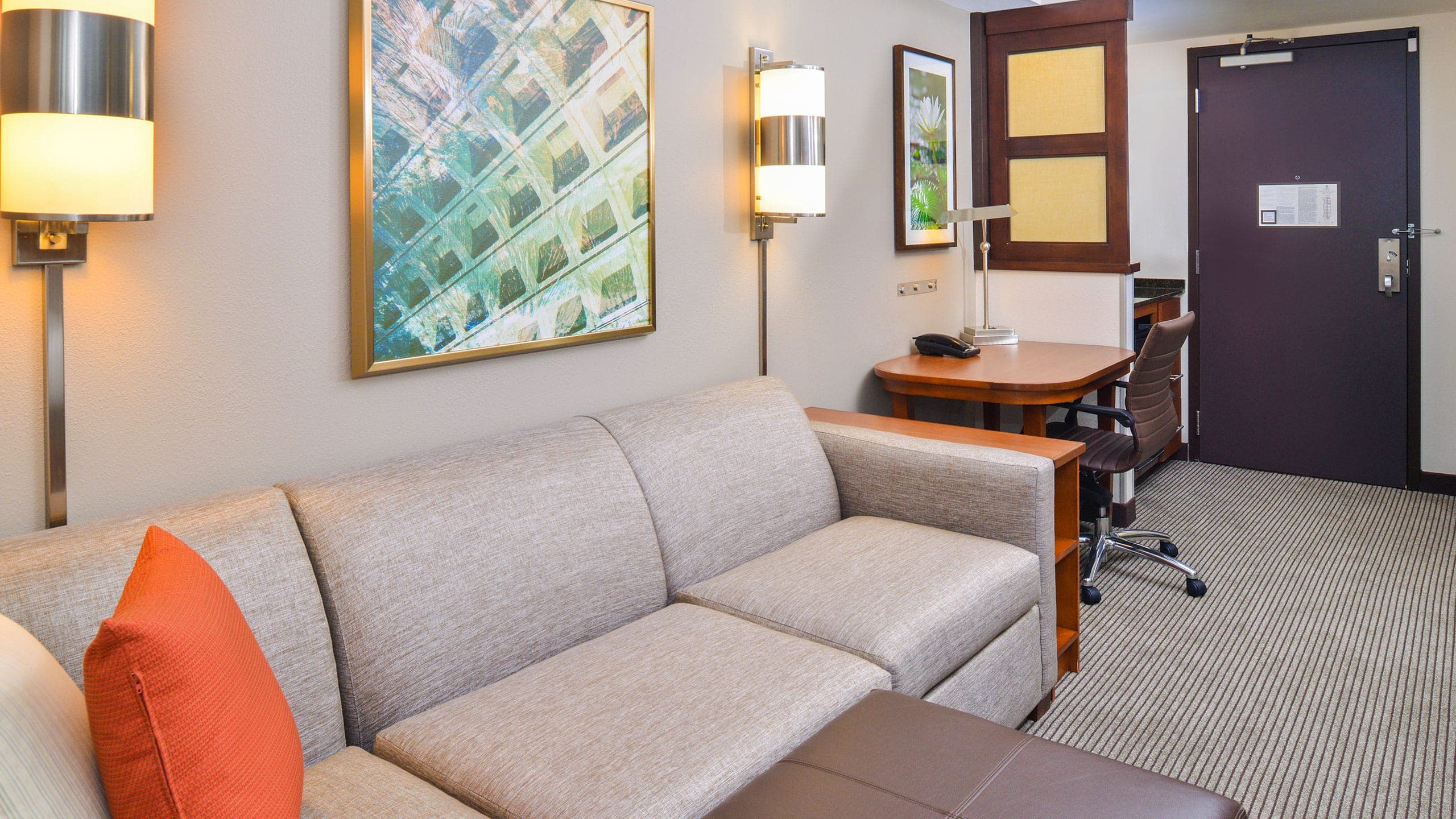 King Bed (with sofa bed) - Image 3