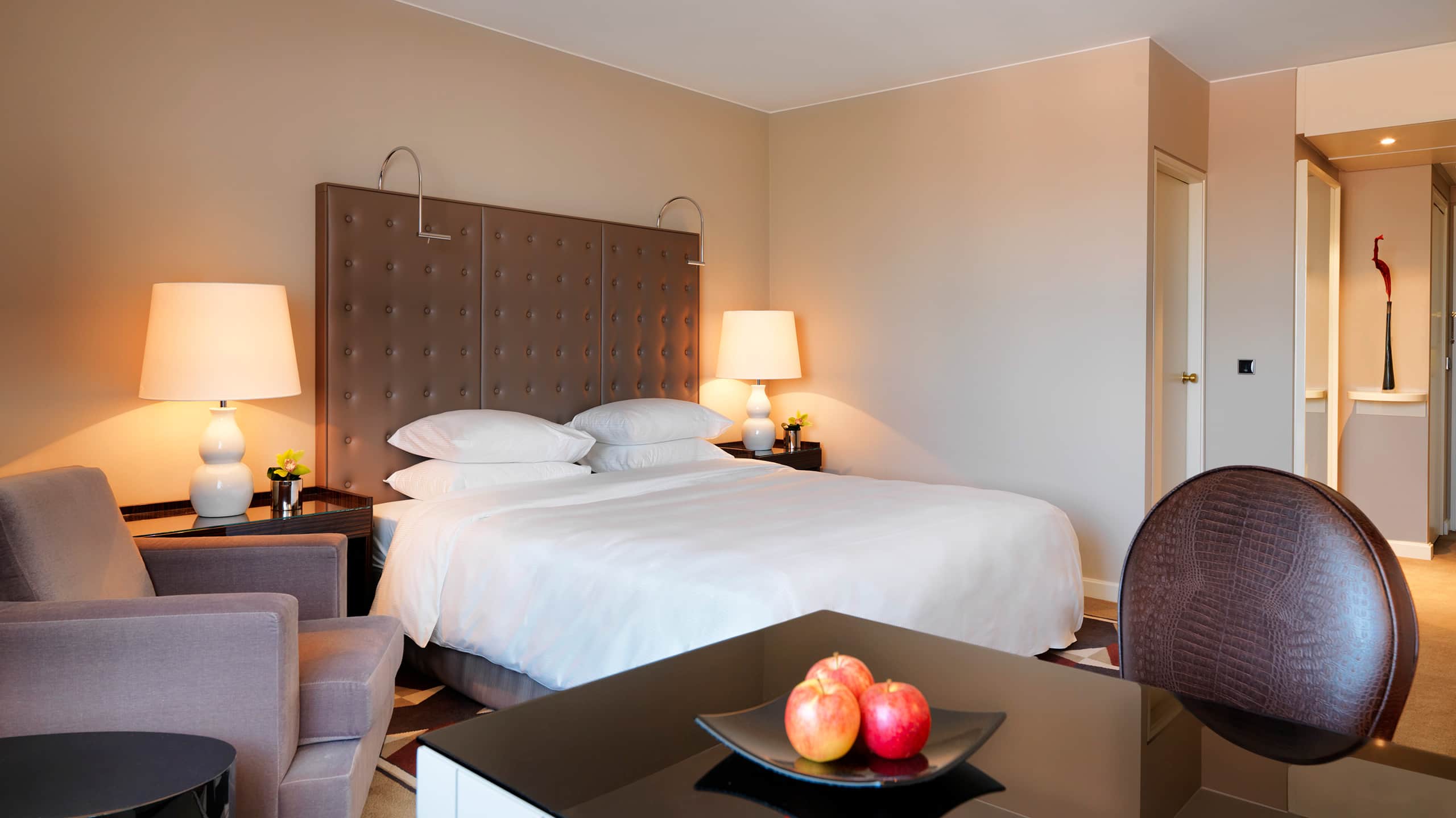 1 King Bed - Image 2