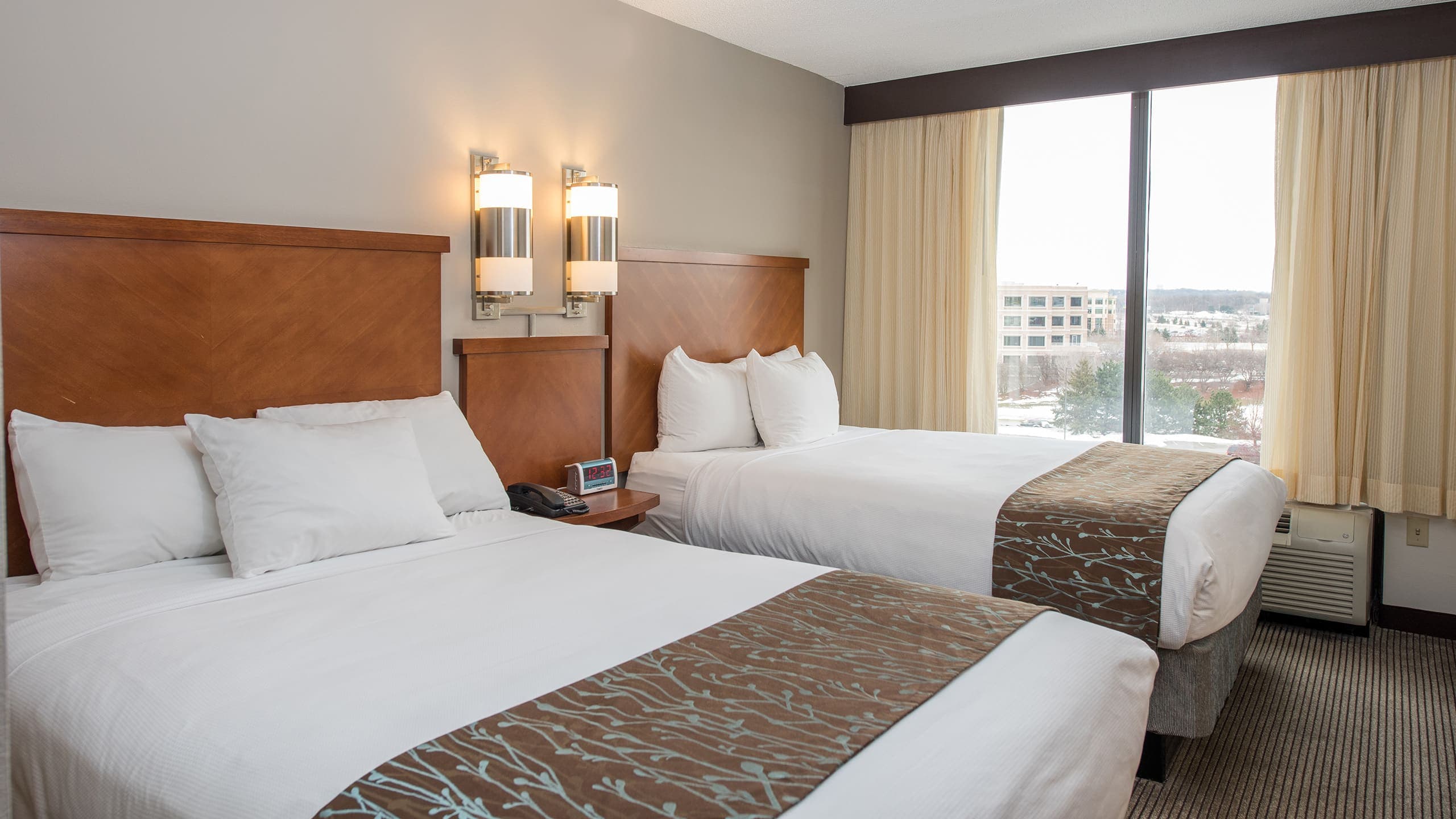 Two Double Beds (with sofa bed) - Image 1