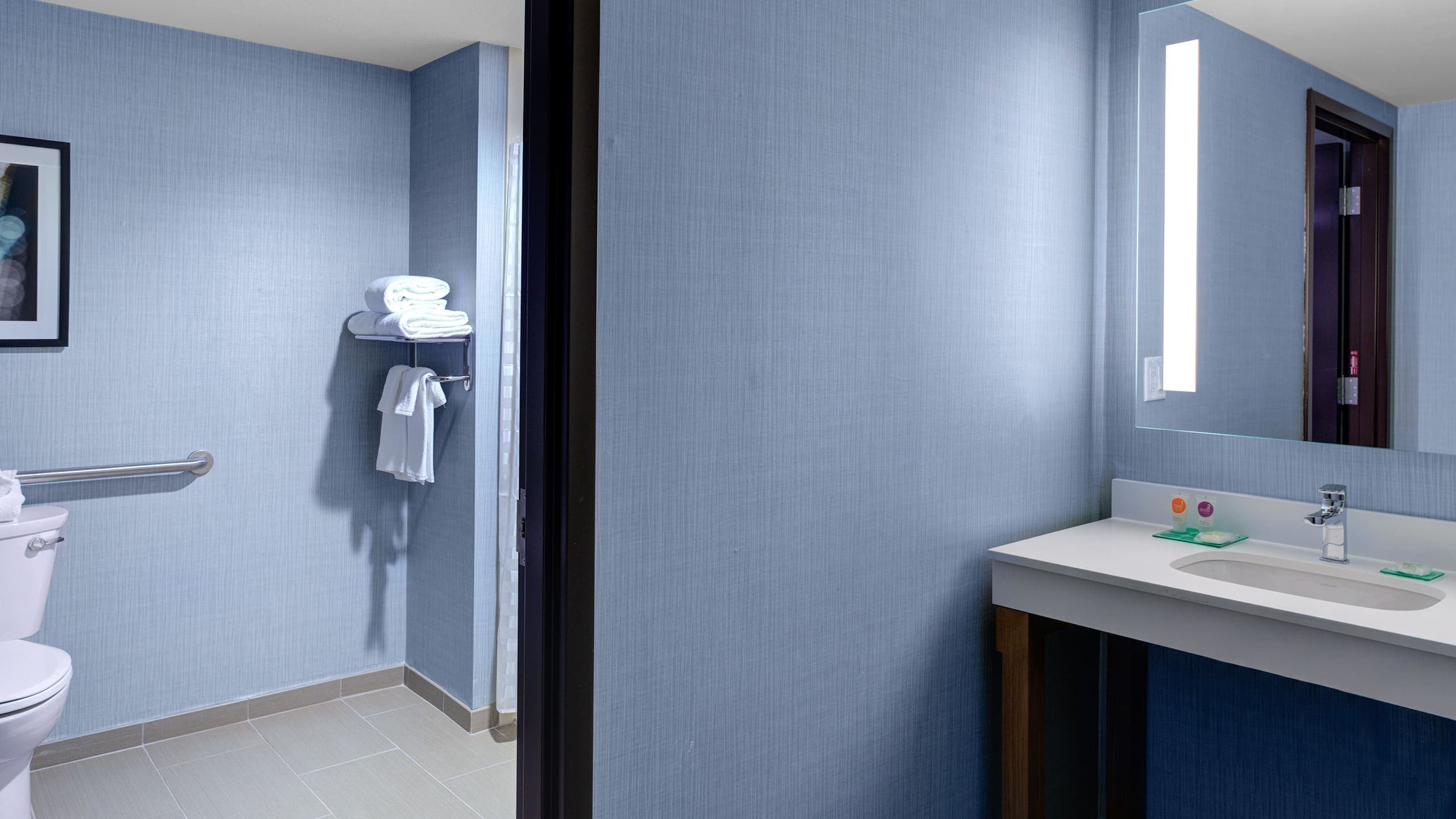 King Bed (with sofa bed) - Image 4