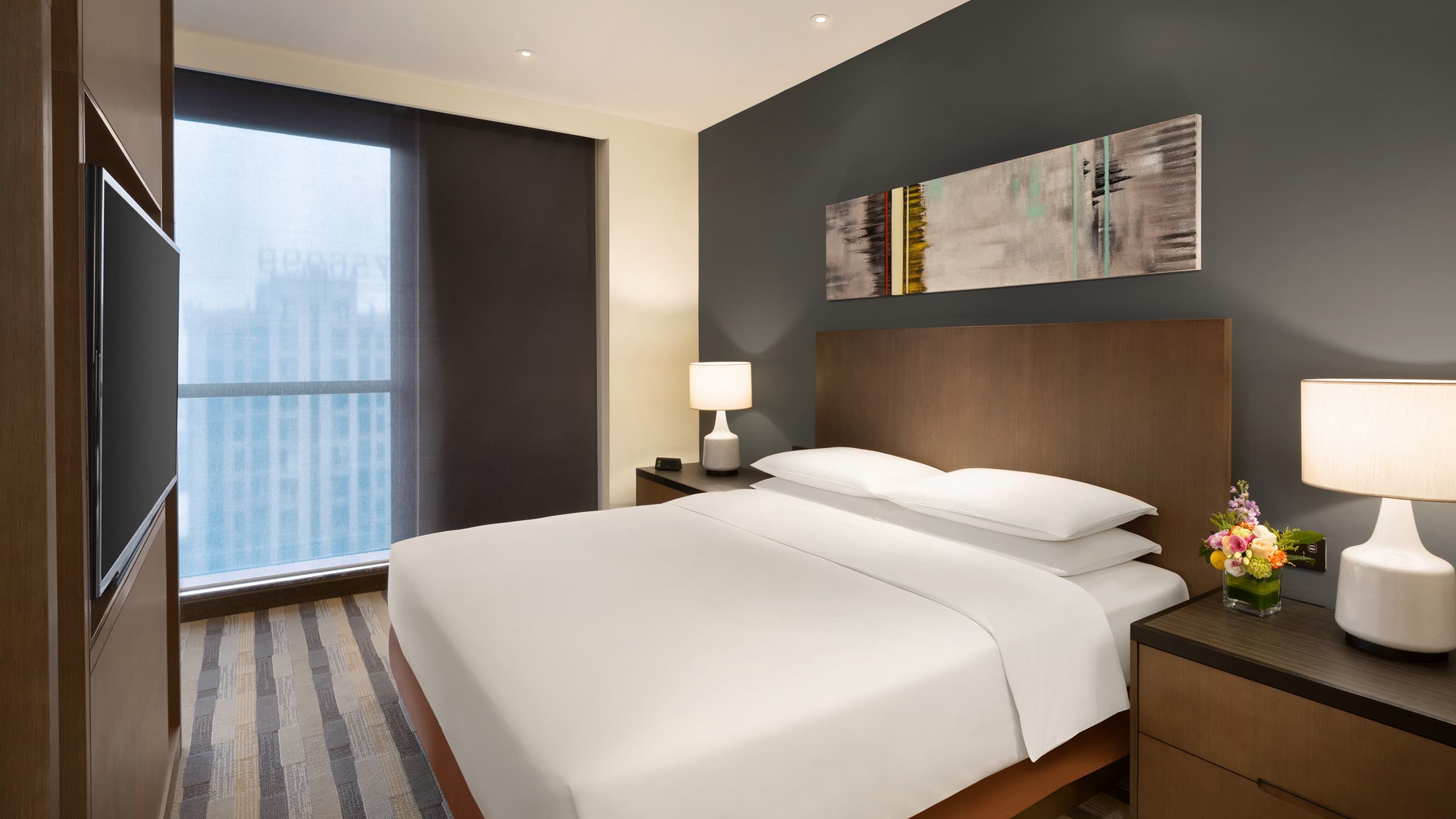 Den King Bed - Image 1