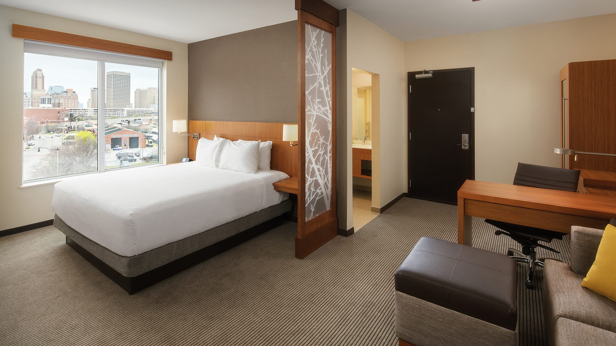 King Bed (plus sofa bed) - Image 1