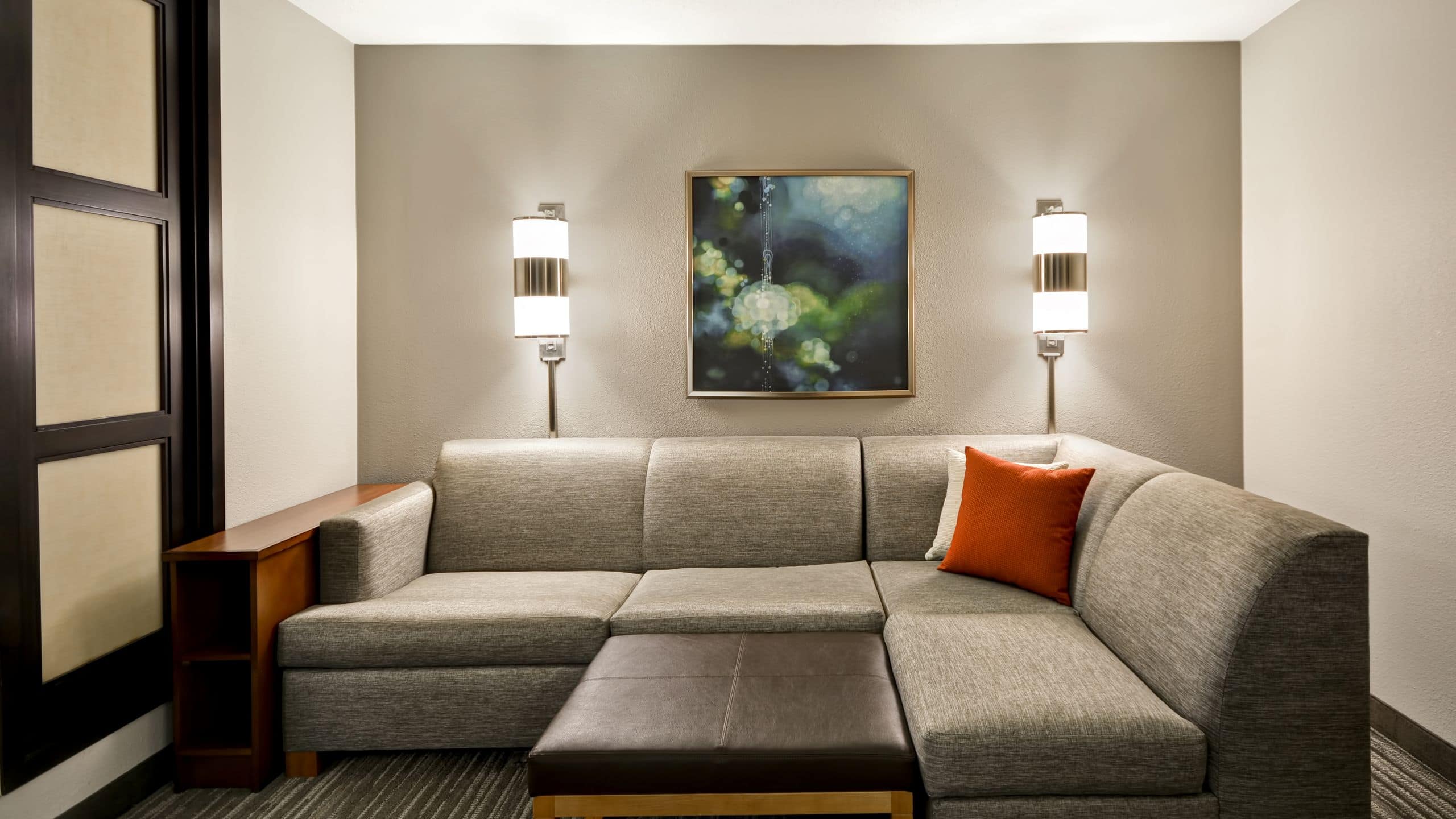 Two Double Beds (with sofa bed) - Image 3