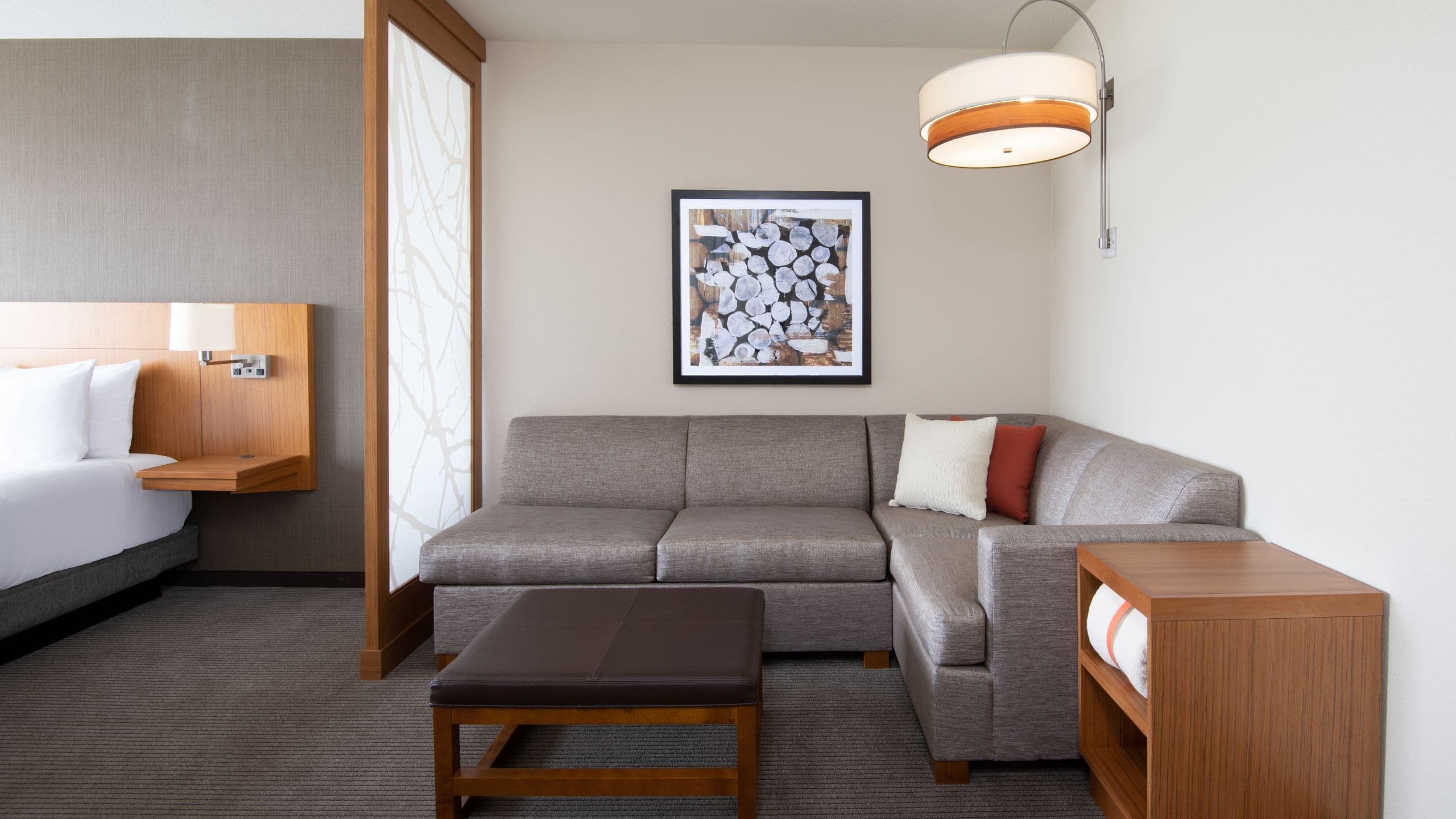 King Bed (plus sofa bed) - Image 2