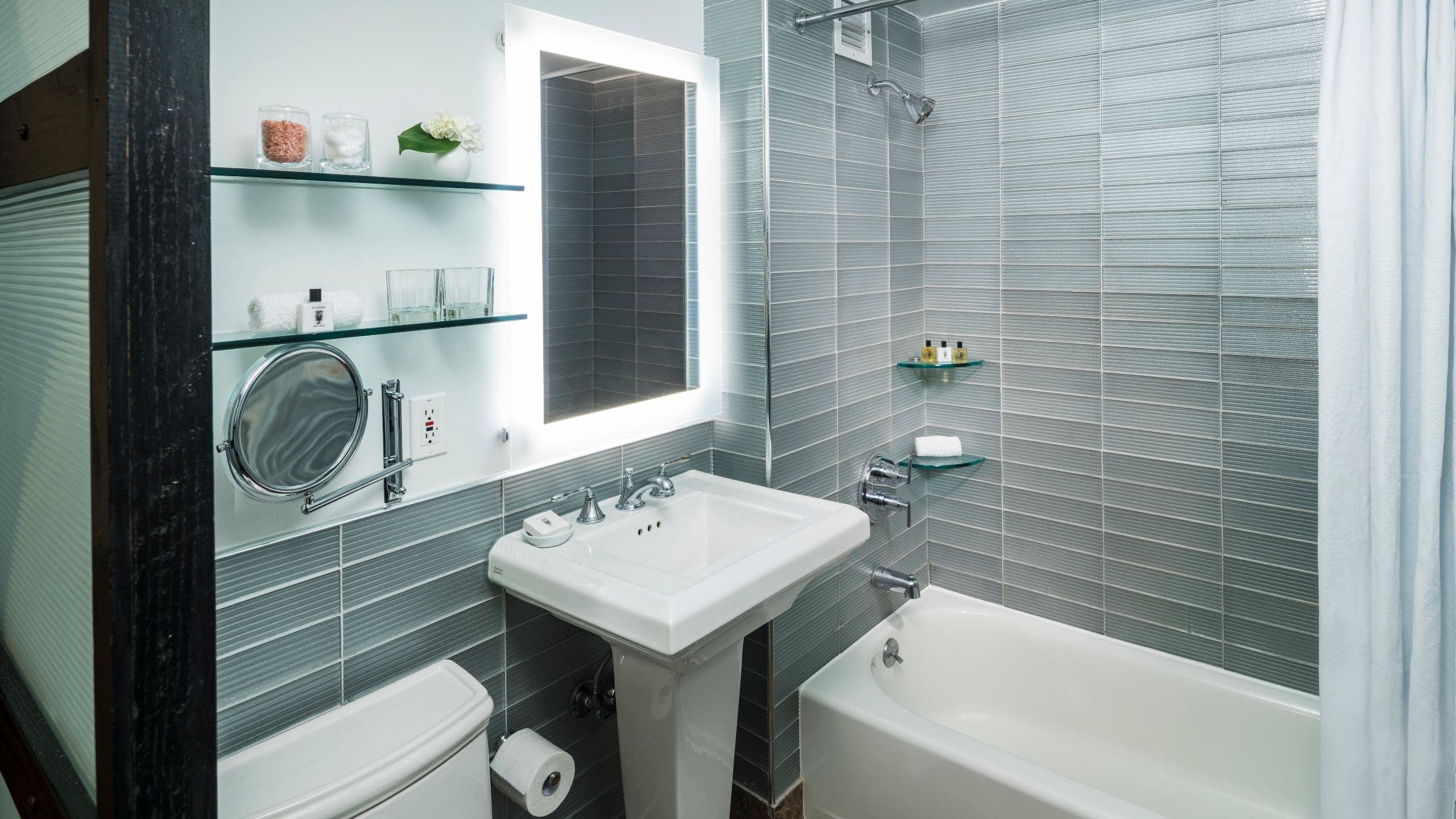 2 Double Beds - Image 3