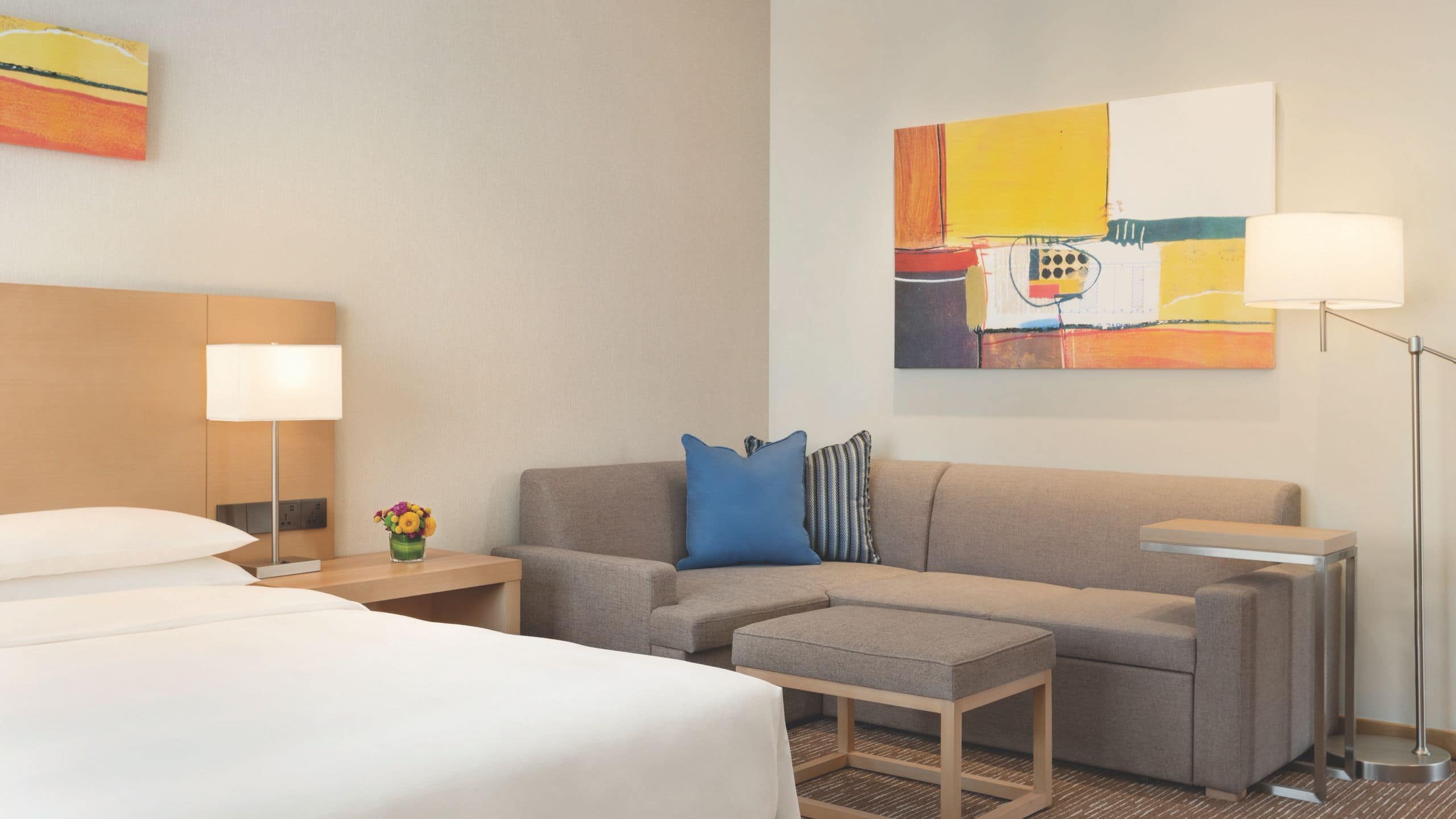 King Bed–With Sofa Bed - Image 2