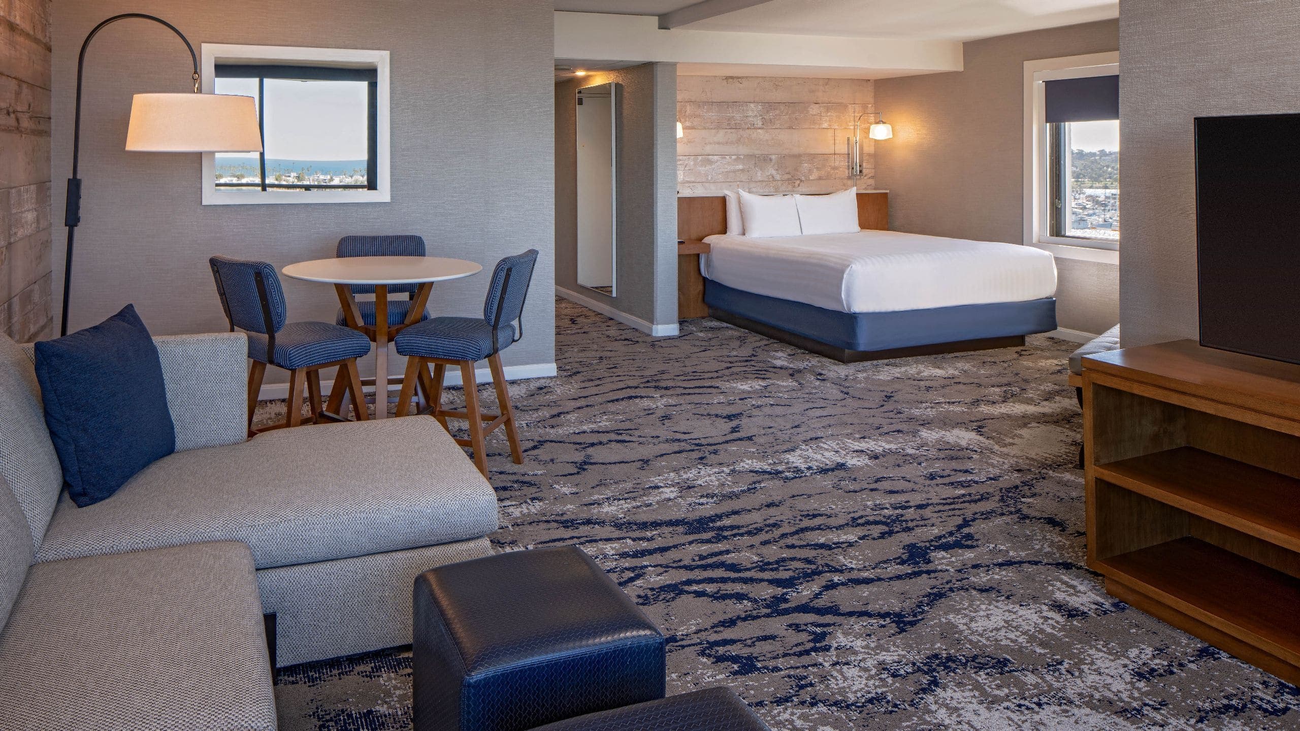 Corner Suite - Image 1