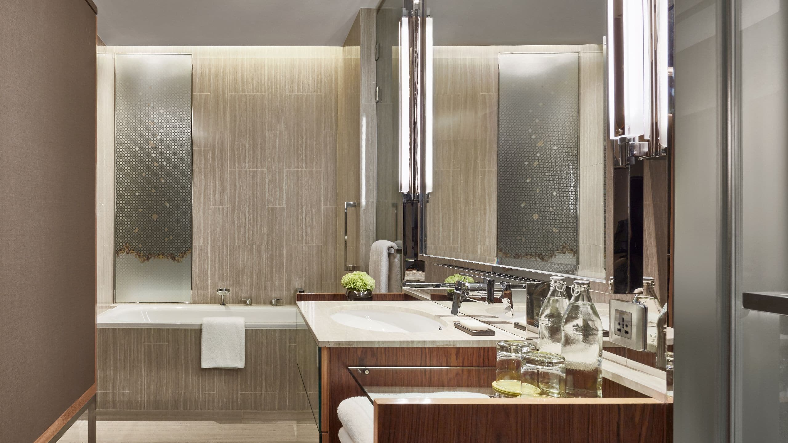 1 King Bed - Image 2