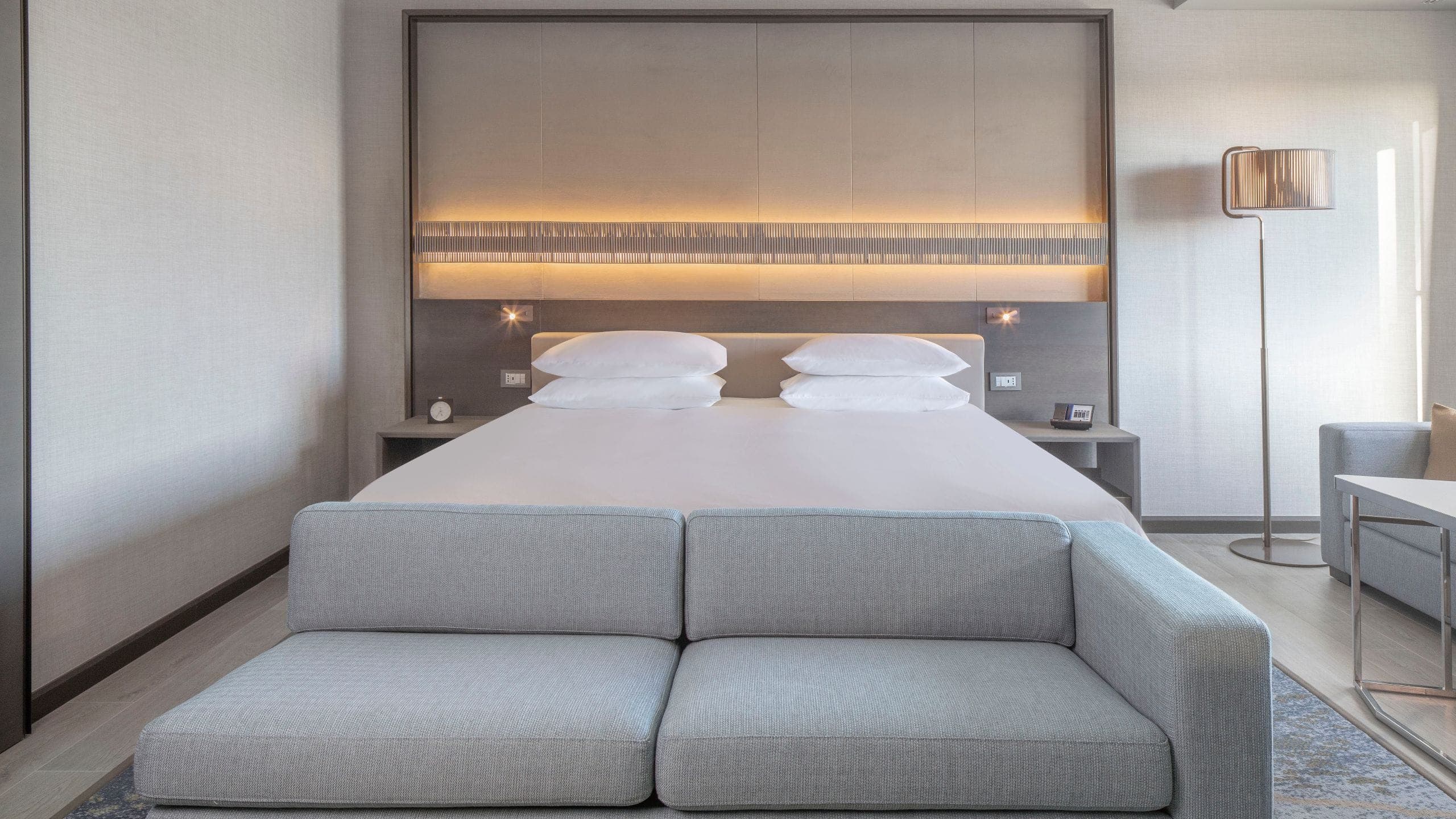 1 King Bed - Image 5