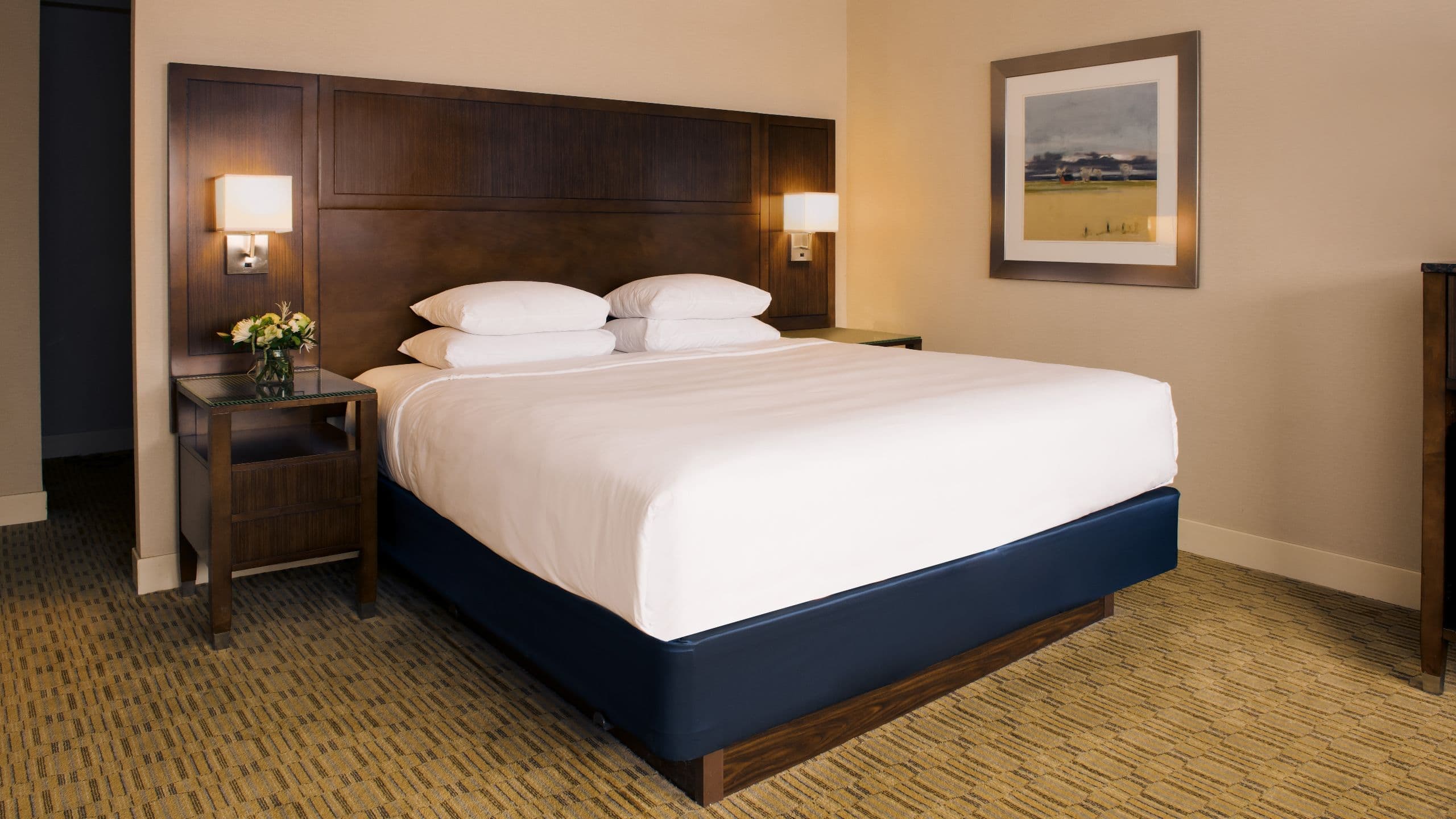 1 King Bed Accessible Shower - Image 1