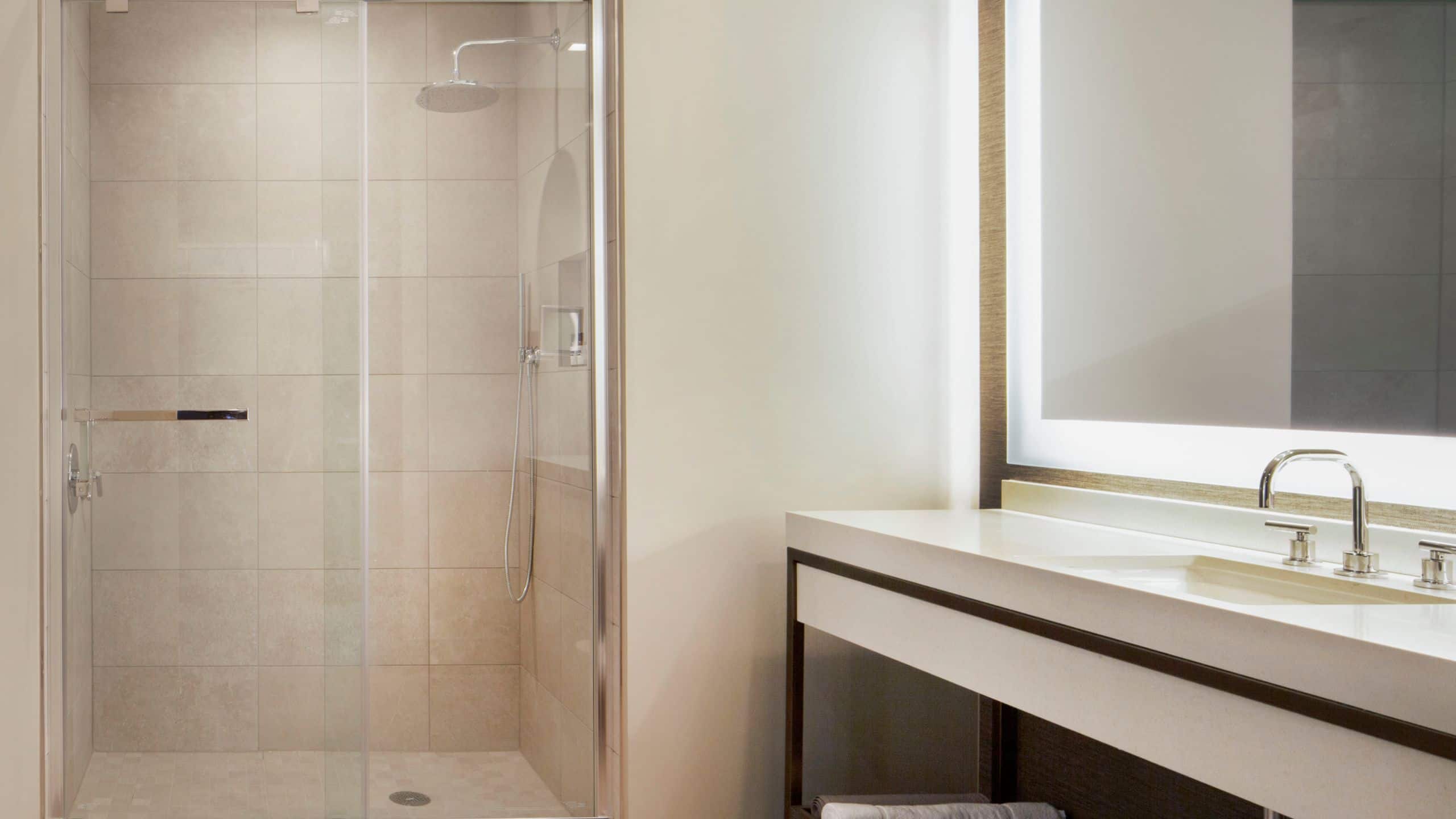 Standard | King Bed - Image 3