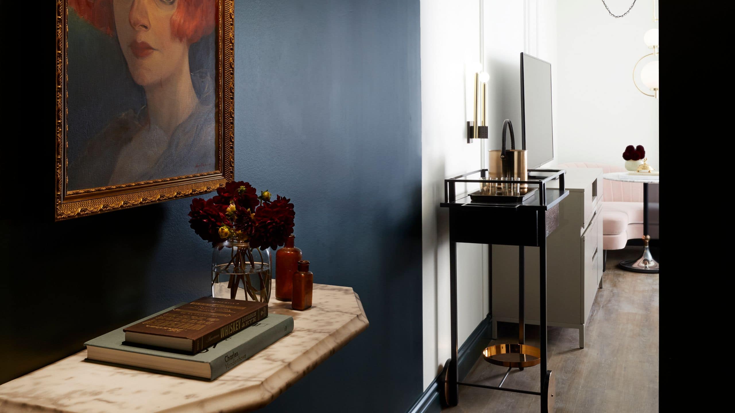 1 King Bed - Image 2